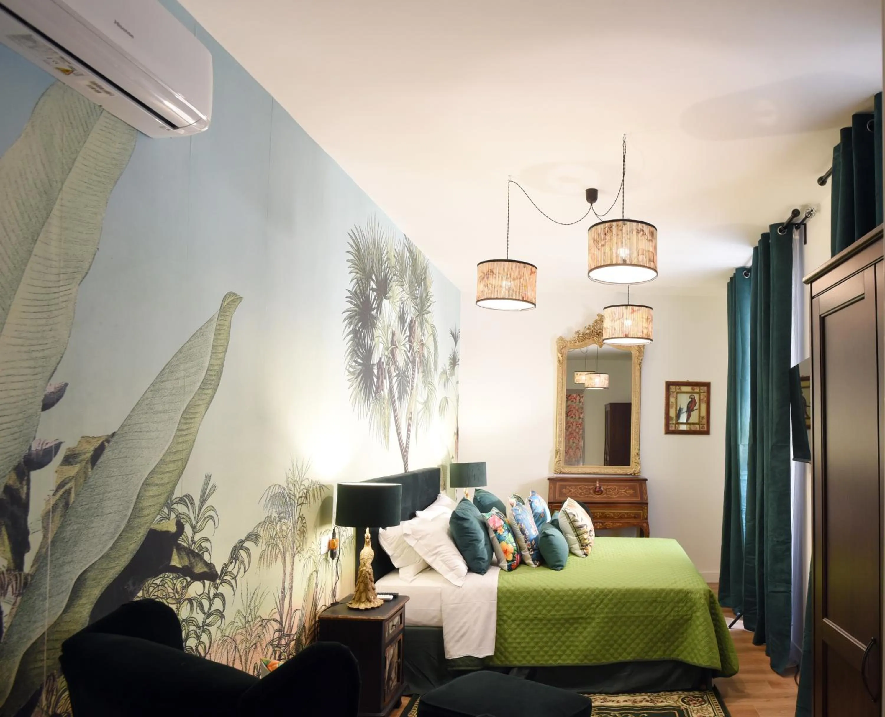 Bedroom, Bed in B&B Ventisei Scalini A Trastevere