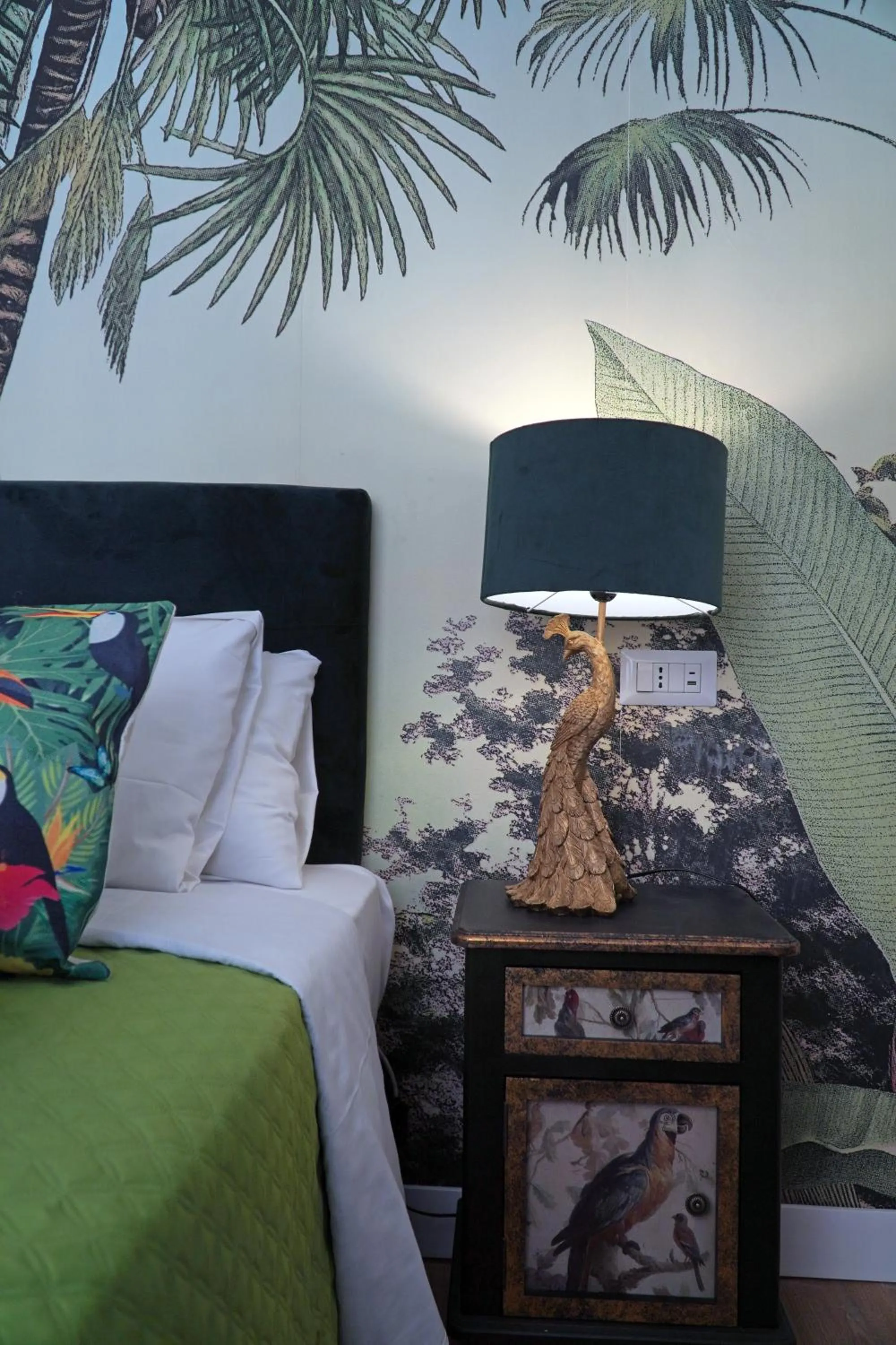 Bedroom, Bed in B&B Ventisei Scalini A Trastevere