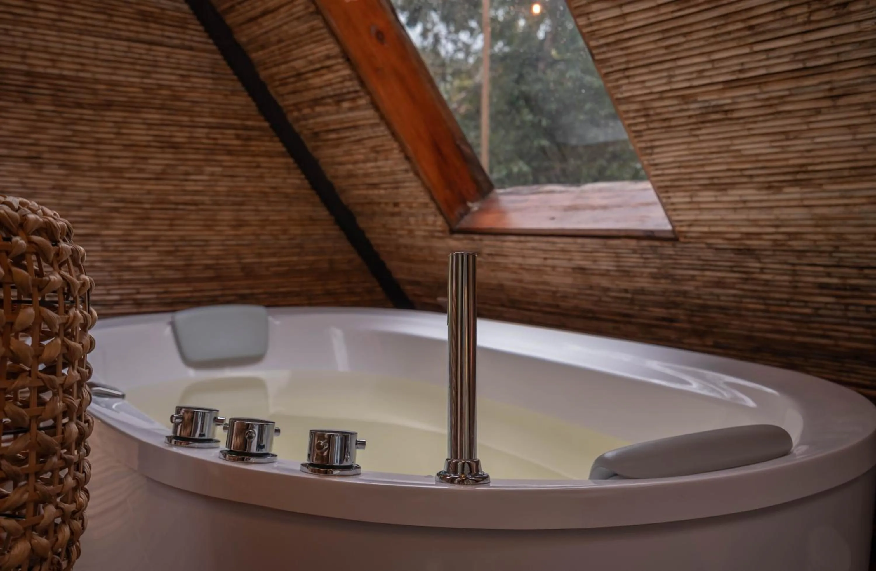 Natural landscape in BubbleSky Glamping Guatapé