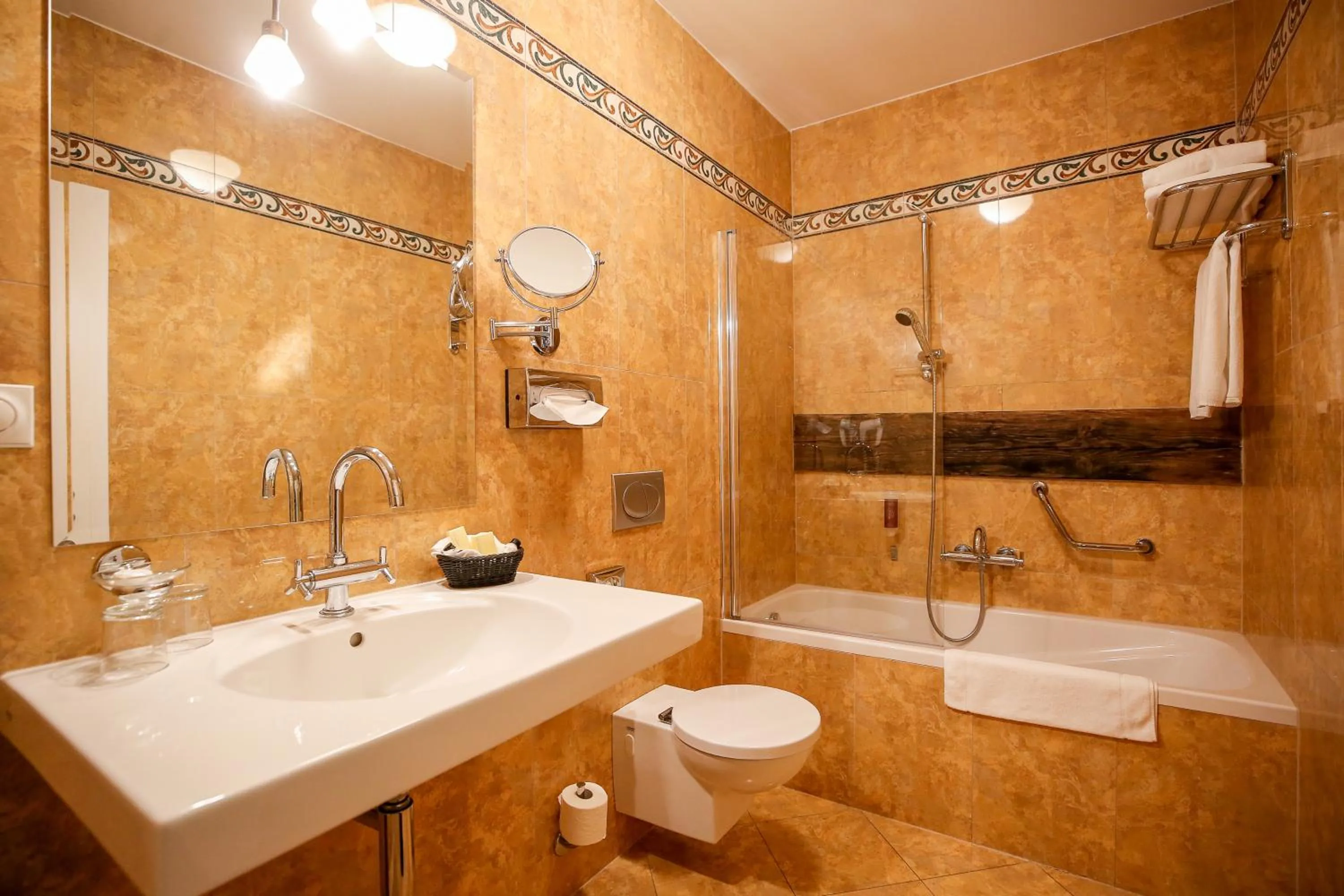 Toilet in LH Hotel Dvořák Tábor Congress & Wellness