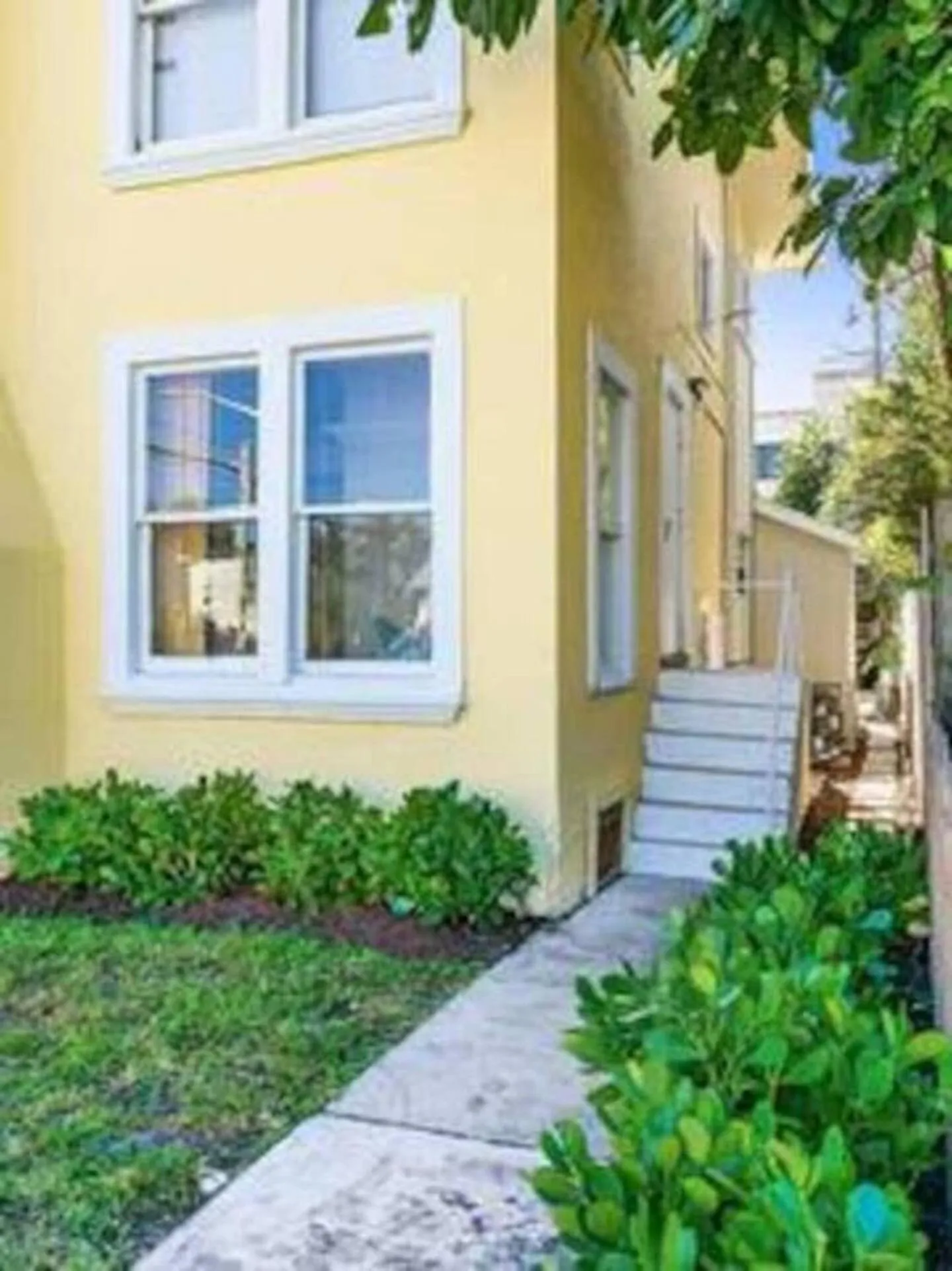 Olive Studio Apart unit 2 by PMI