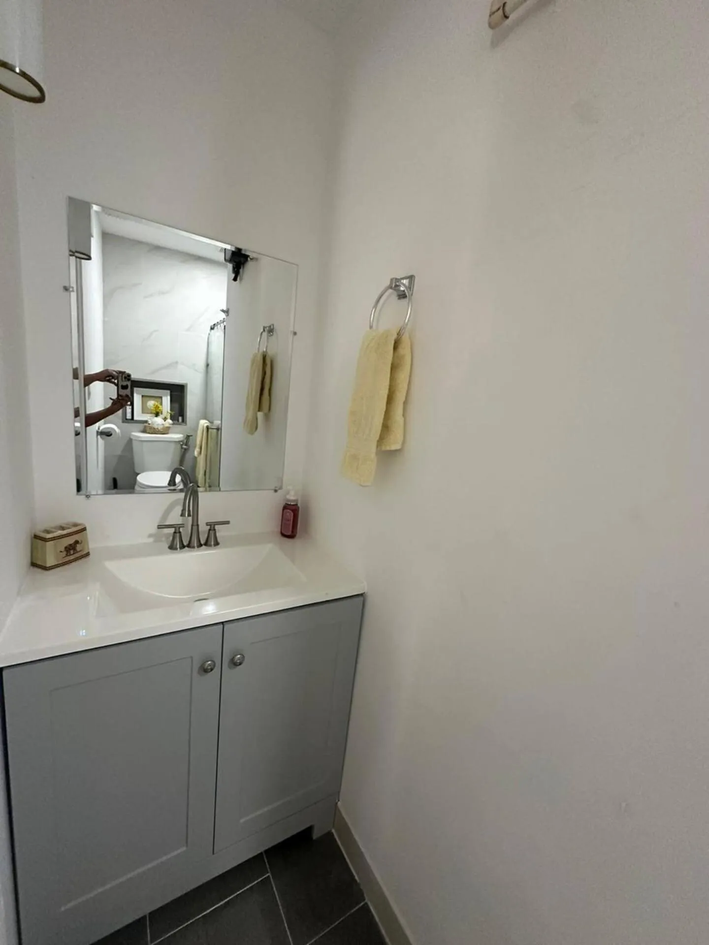 Olive Studio Apart unit 2 by PMI