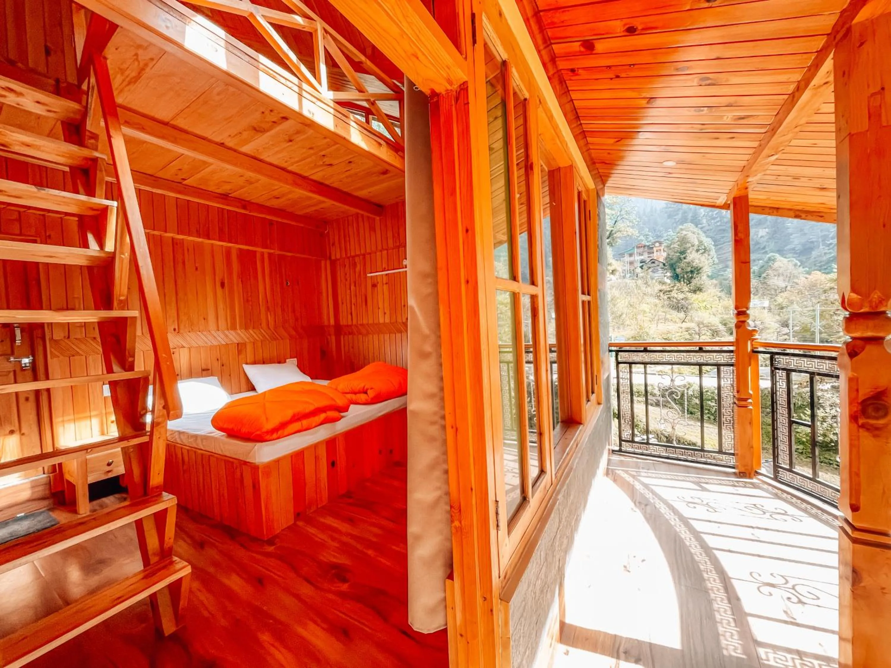 Natural landscape, Bed in Madpackers Jibhi - Of Streamsides & Waterfalls