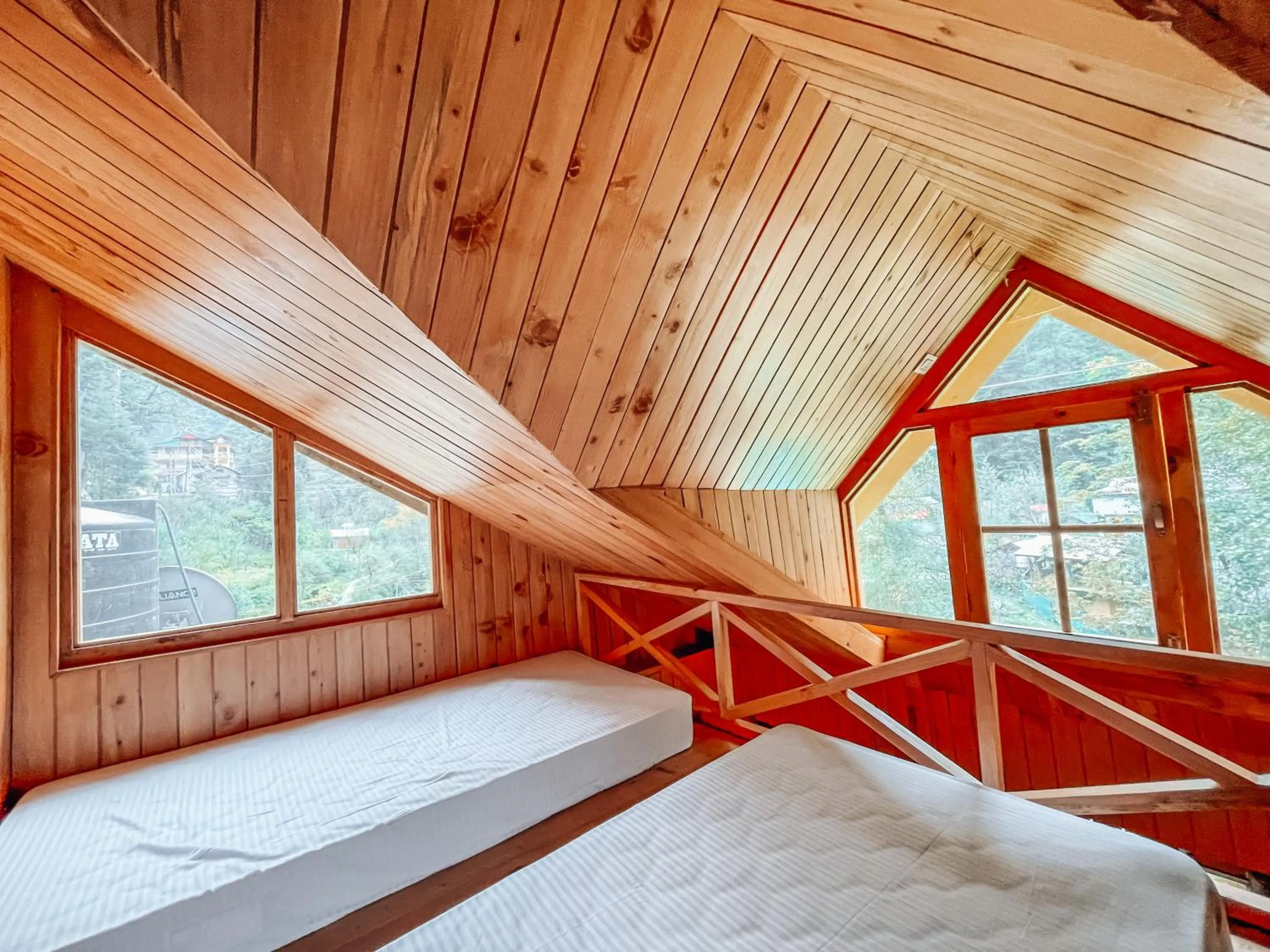 Photo of the whole room, Bed in Madpackers Jibhi - Of Streamsides & Waterfalls