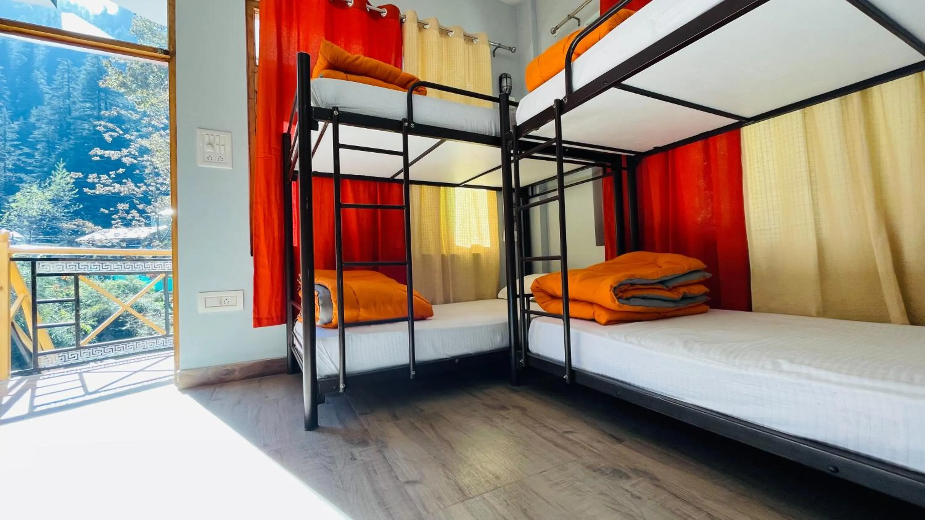 Photo of the whole room, Bed in Madpackers Jibhi - Of Streamsides & Waterfalls