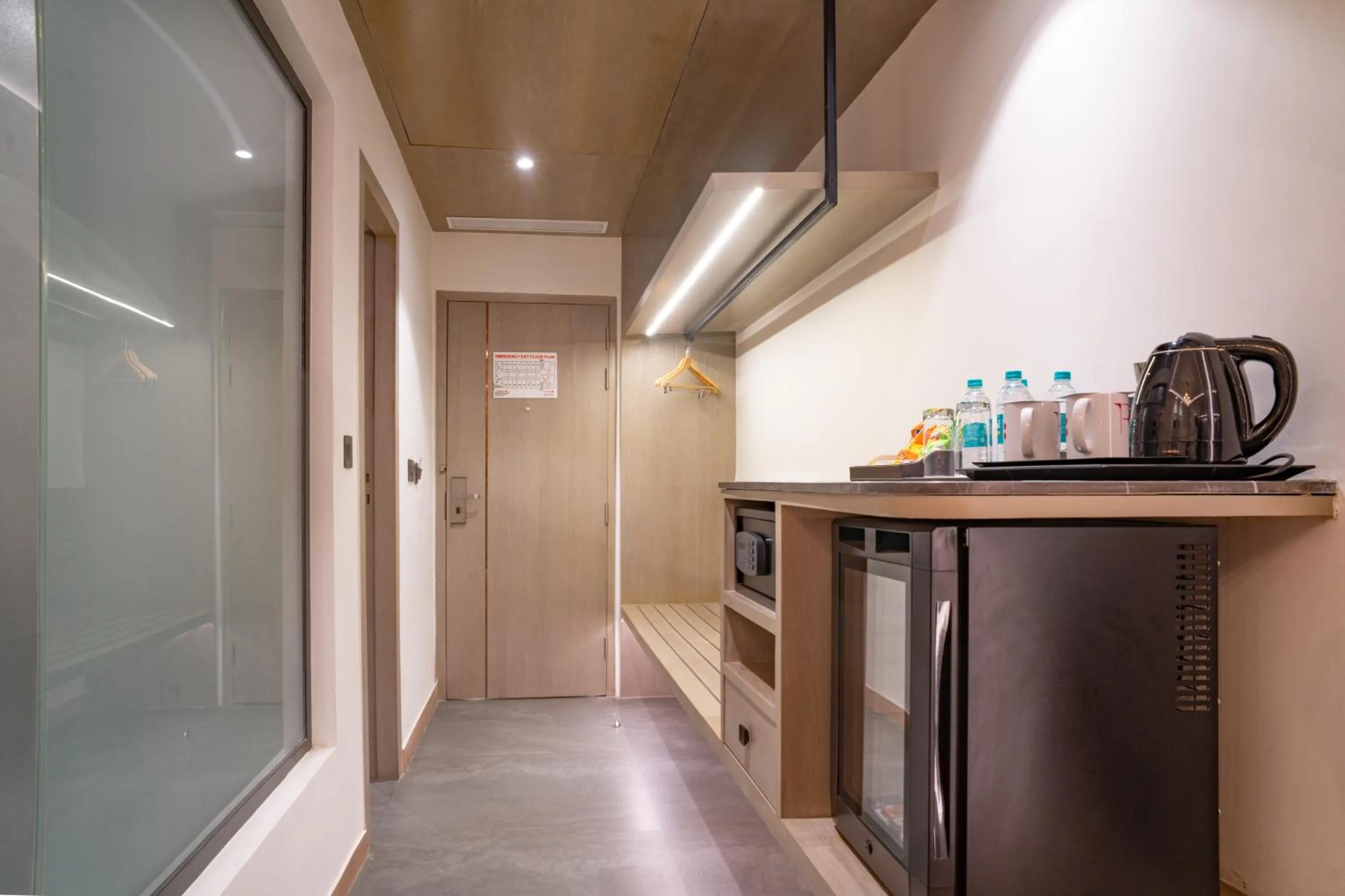 Coffee/tea facilities, Kitchen/Kitchenette in Regenta Place Amritsar by Royal Orchid Hotels Limited