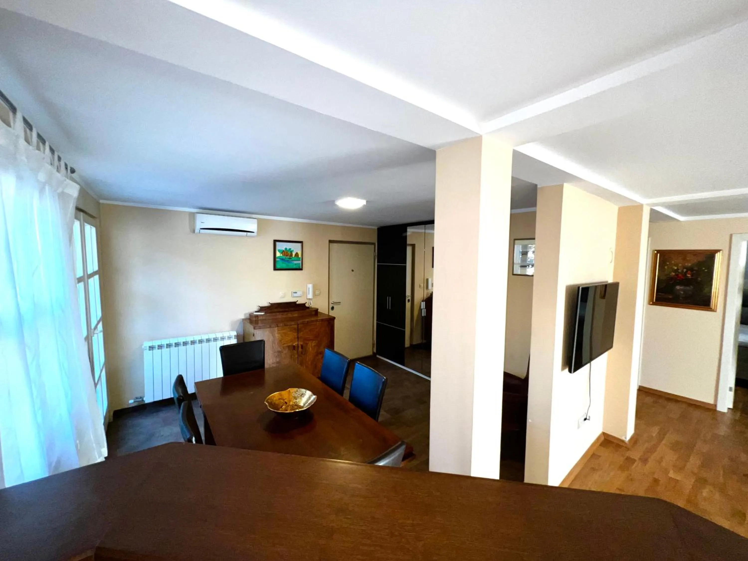 Living room in Central Park Residence