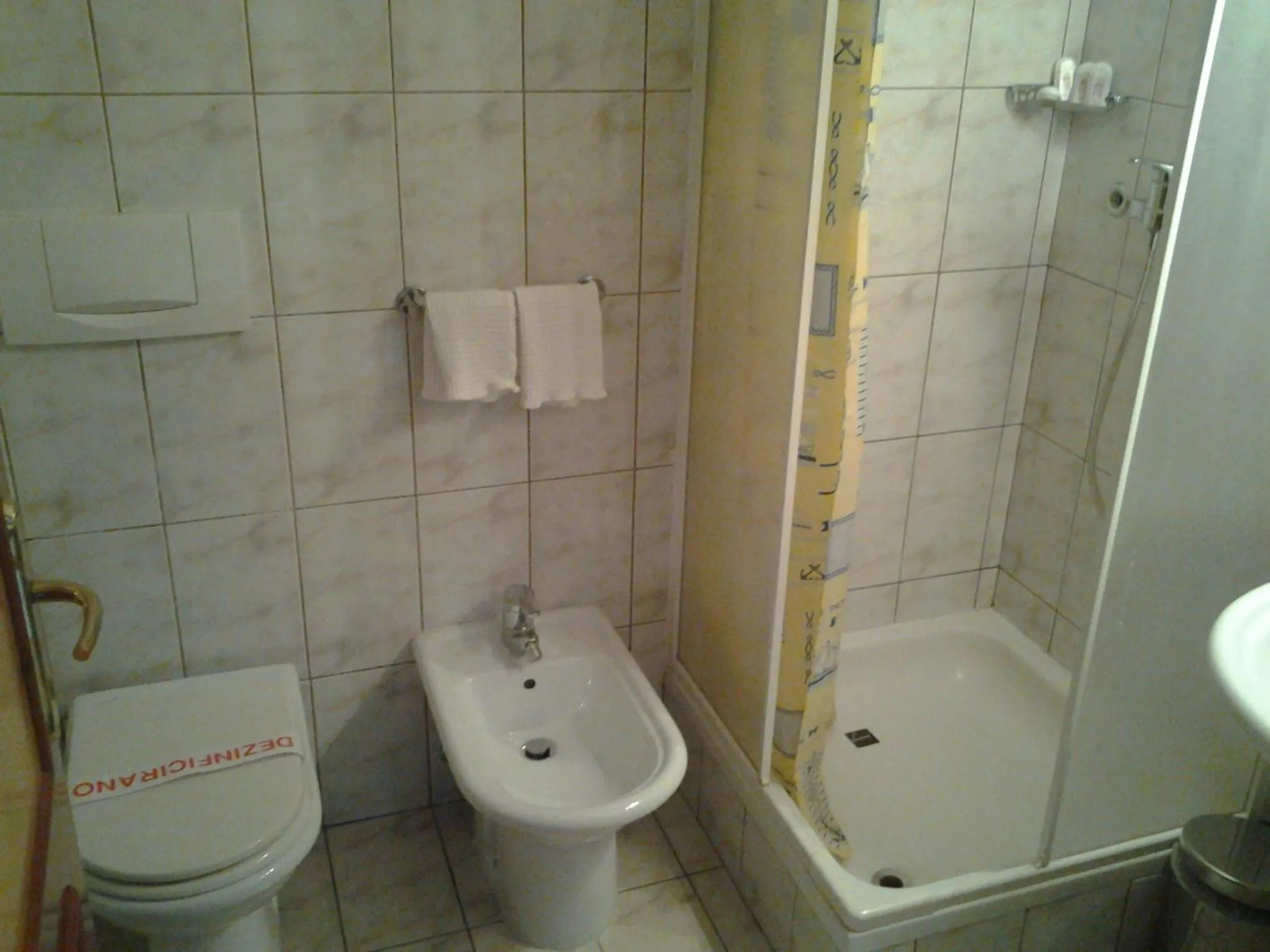 Toilet in Guest House Arvaj