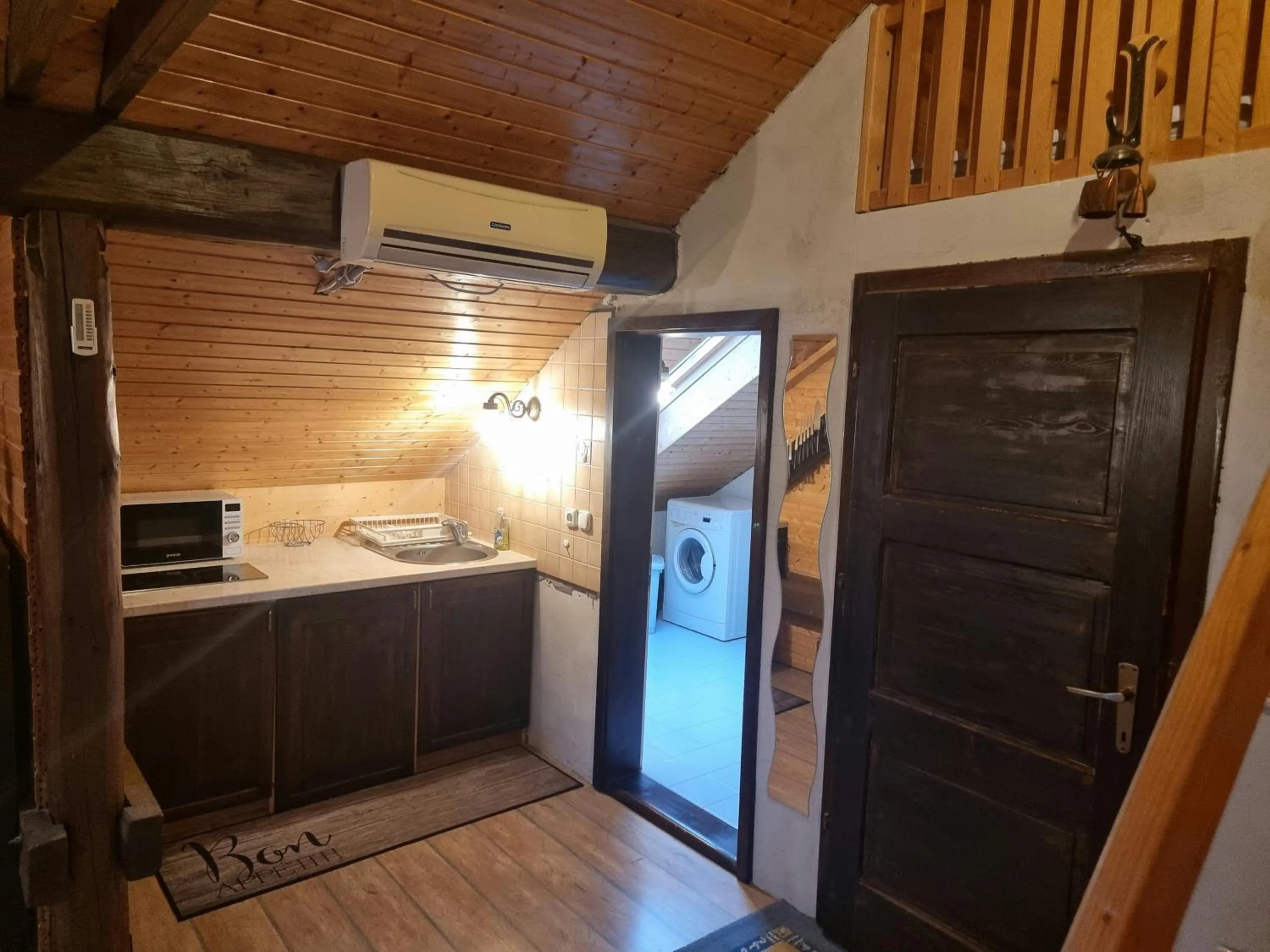 Guest House Arvaj