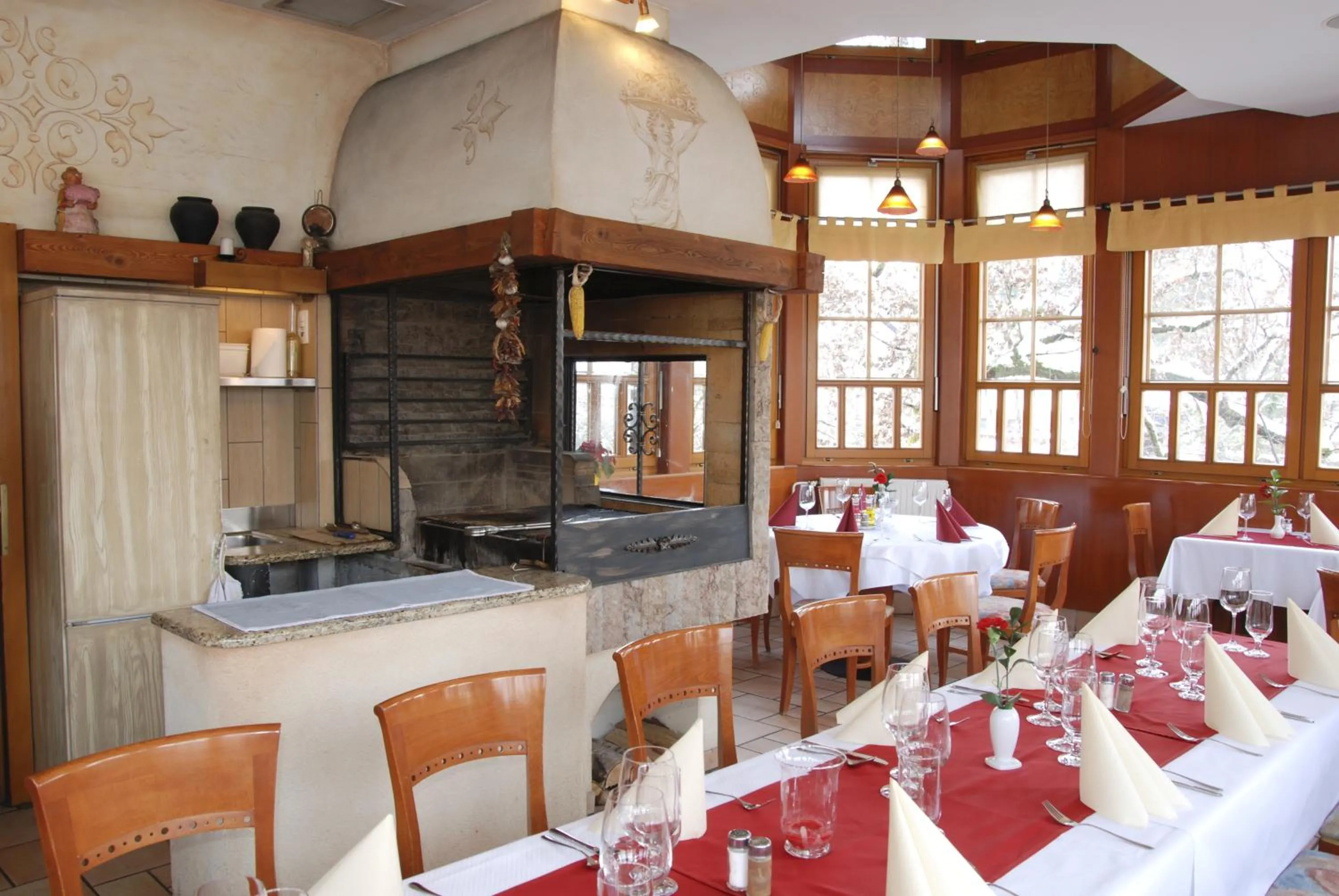 Restaurant/places to eat in Guest House Arvaj