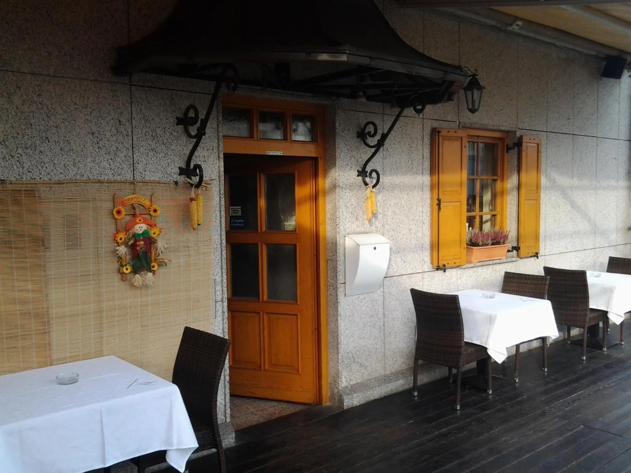 Facade/entrance in Guest House Arvaj