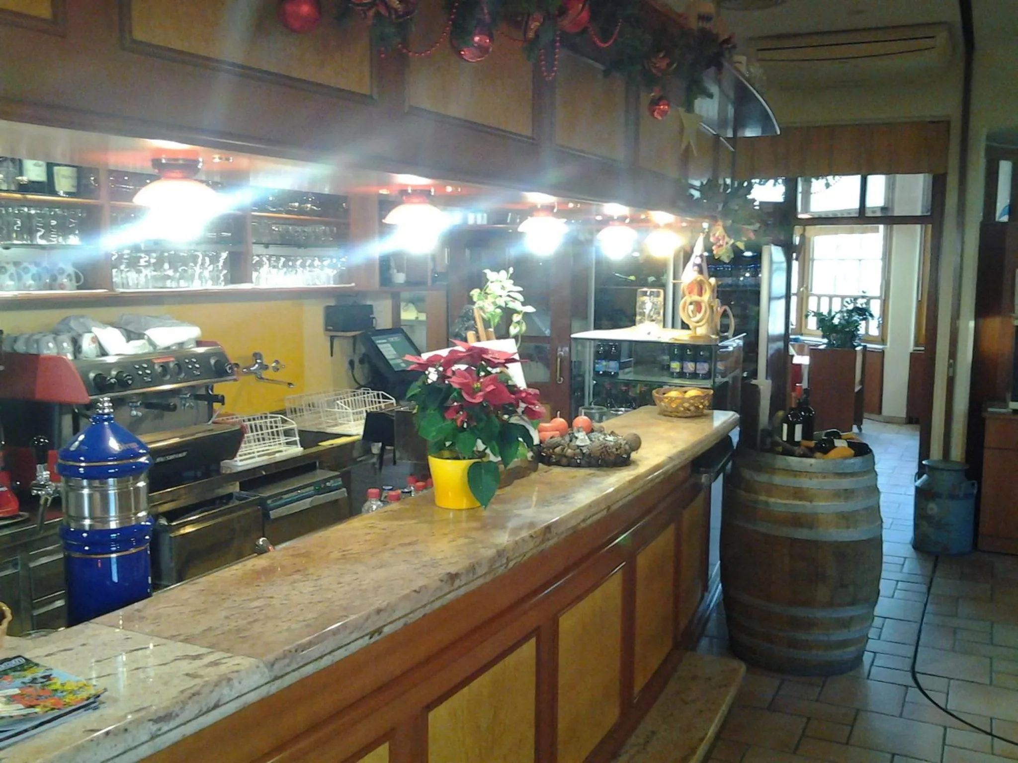 Restaurant/places to eat in Guest House Arvaj