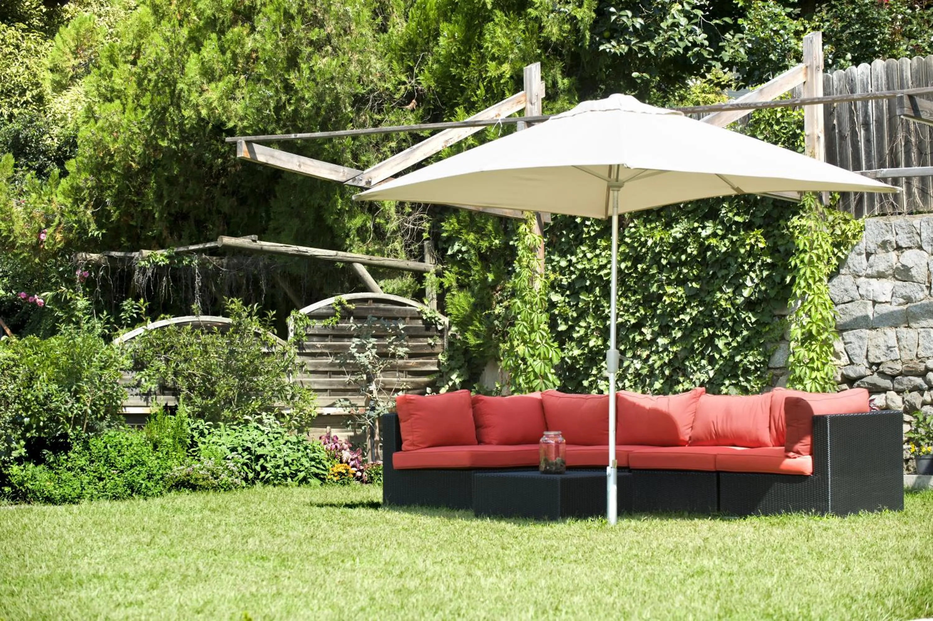 Facade/entrance in mittendorf klimaresidence