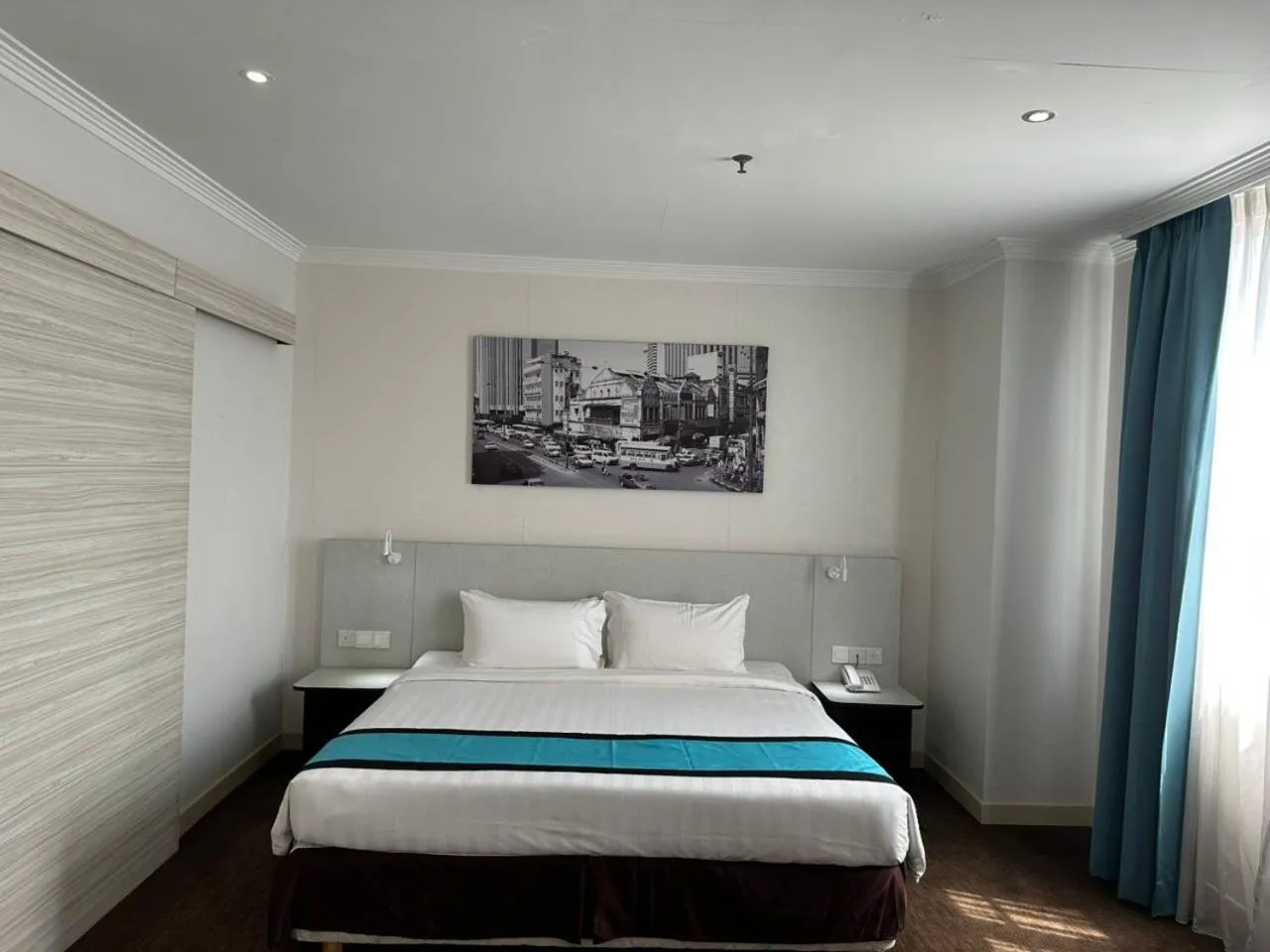 Photo of the whole room, Bed in Alamis City Kuala Lumpur - Formerly EDC Hotel Kuala Lumpur
