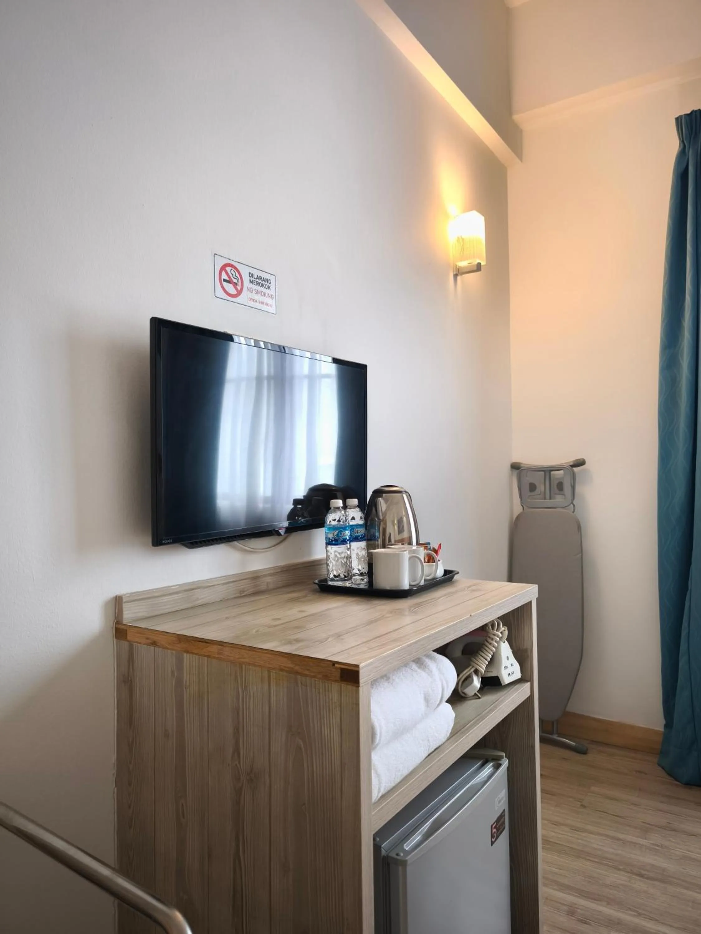 TV and multimedia in Alamis City Kuala Lumpur - Formerly EDC Hotel Kuala Lumpur