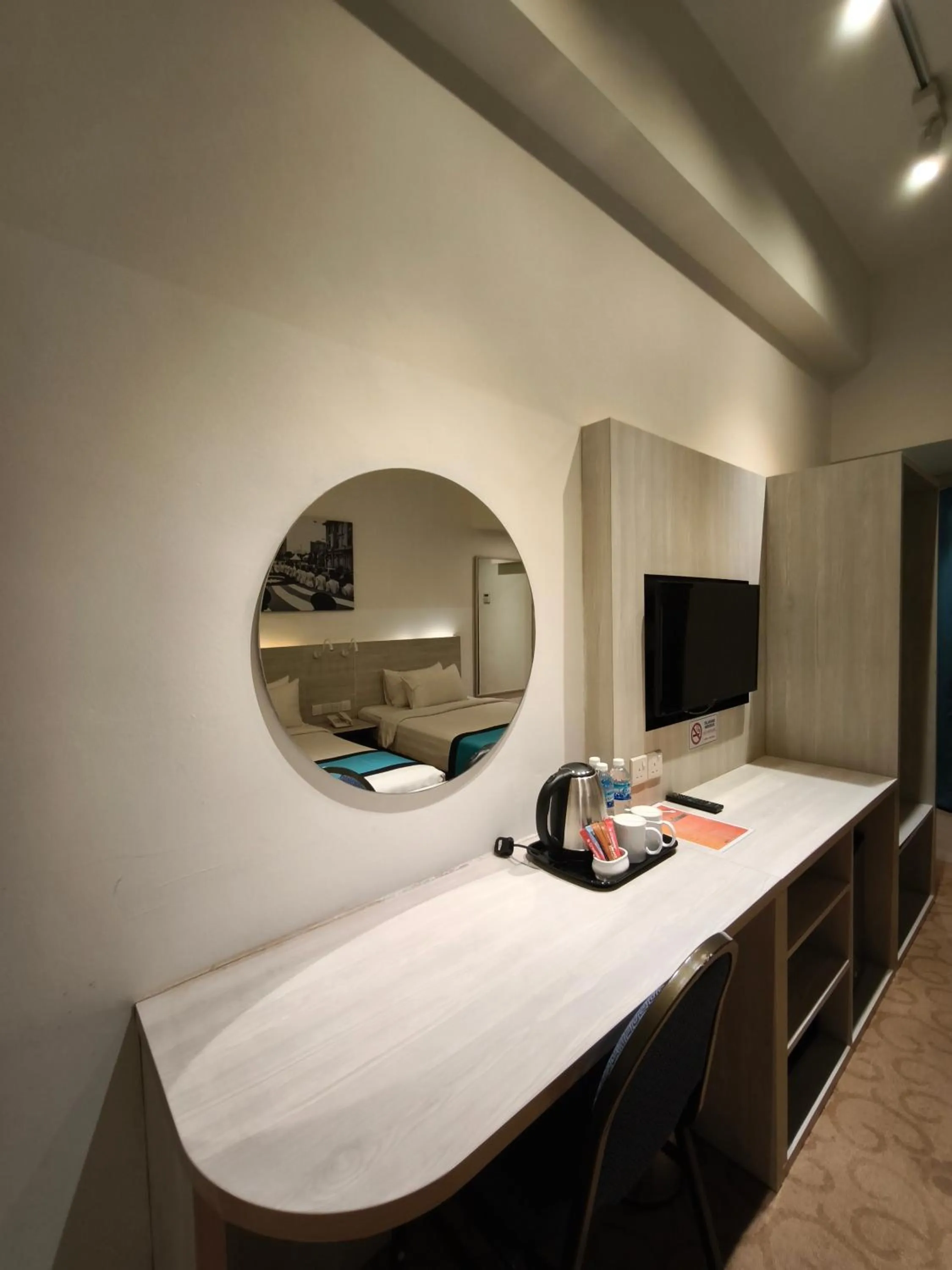 Coffee/tea facilities in Alamis City Kuala Lumpur - Formerly EDC Hotel Kuala Lumpur