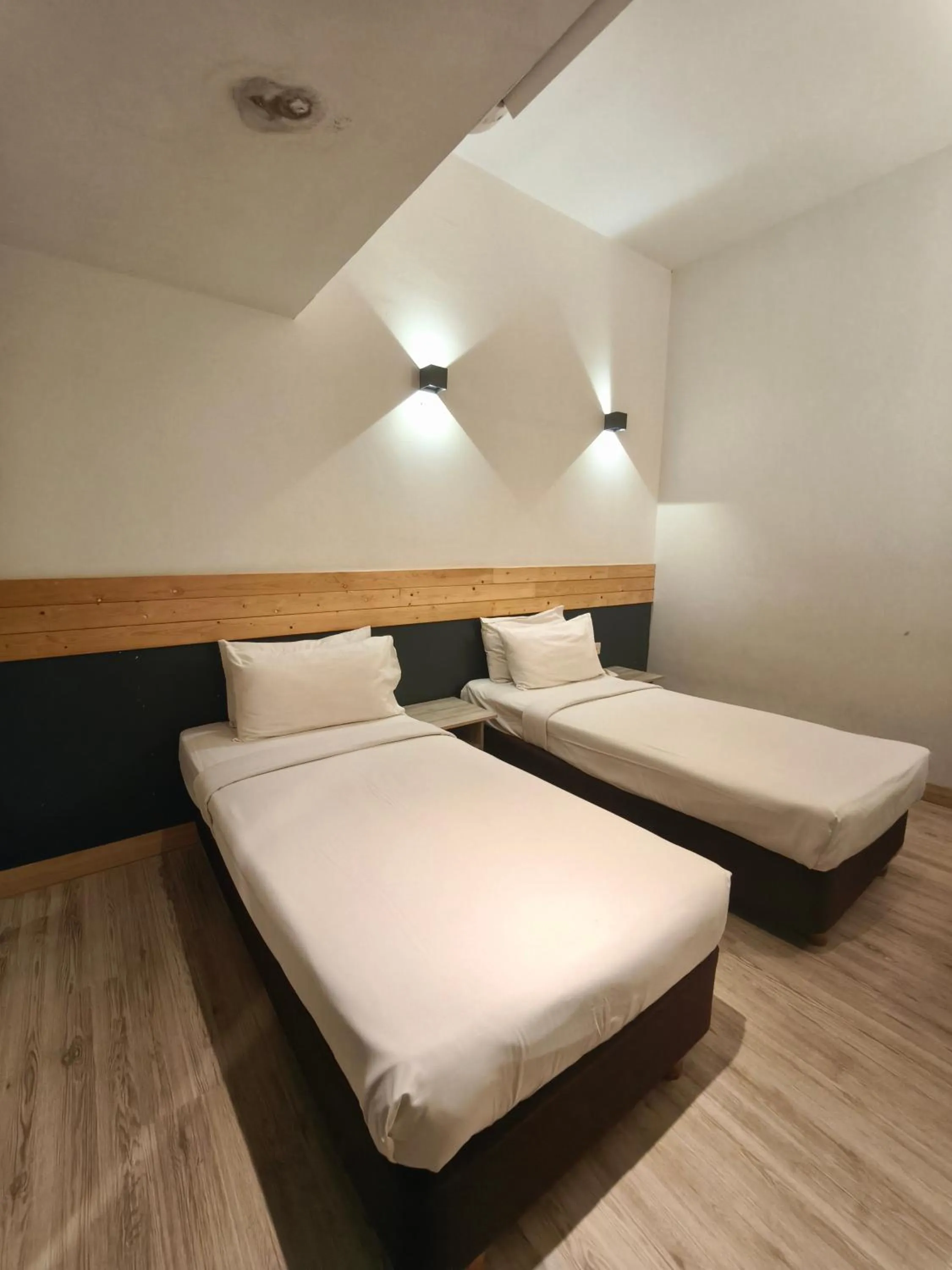 Bed in Alamis City Kuala Lumpur - Formerly EDC Hotel Kuala Lumpur