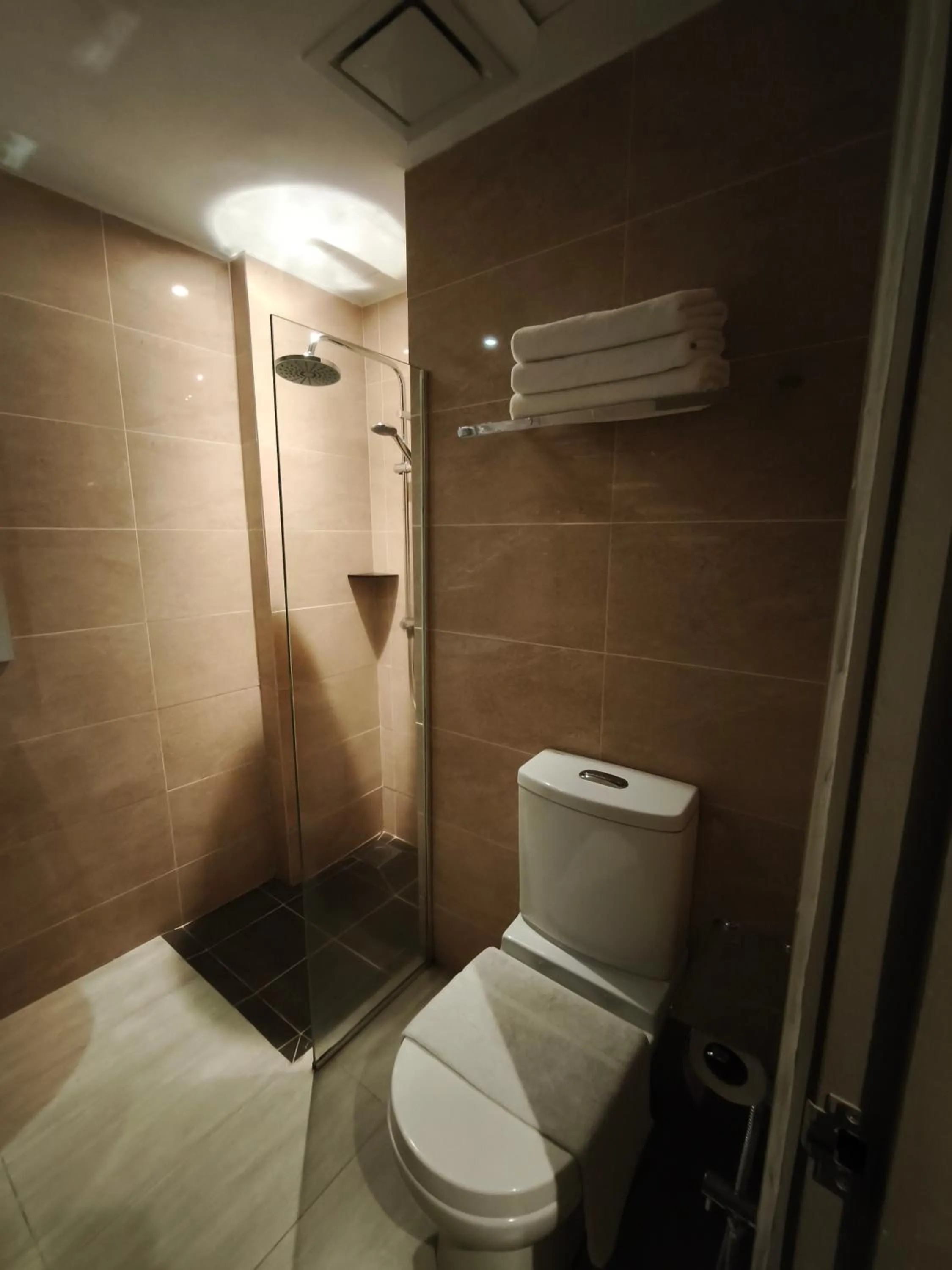 Toilet in Alamis City Kuala Lumpur - Formerly EDC Hotel Kuala Lumpur