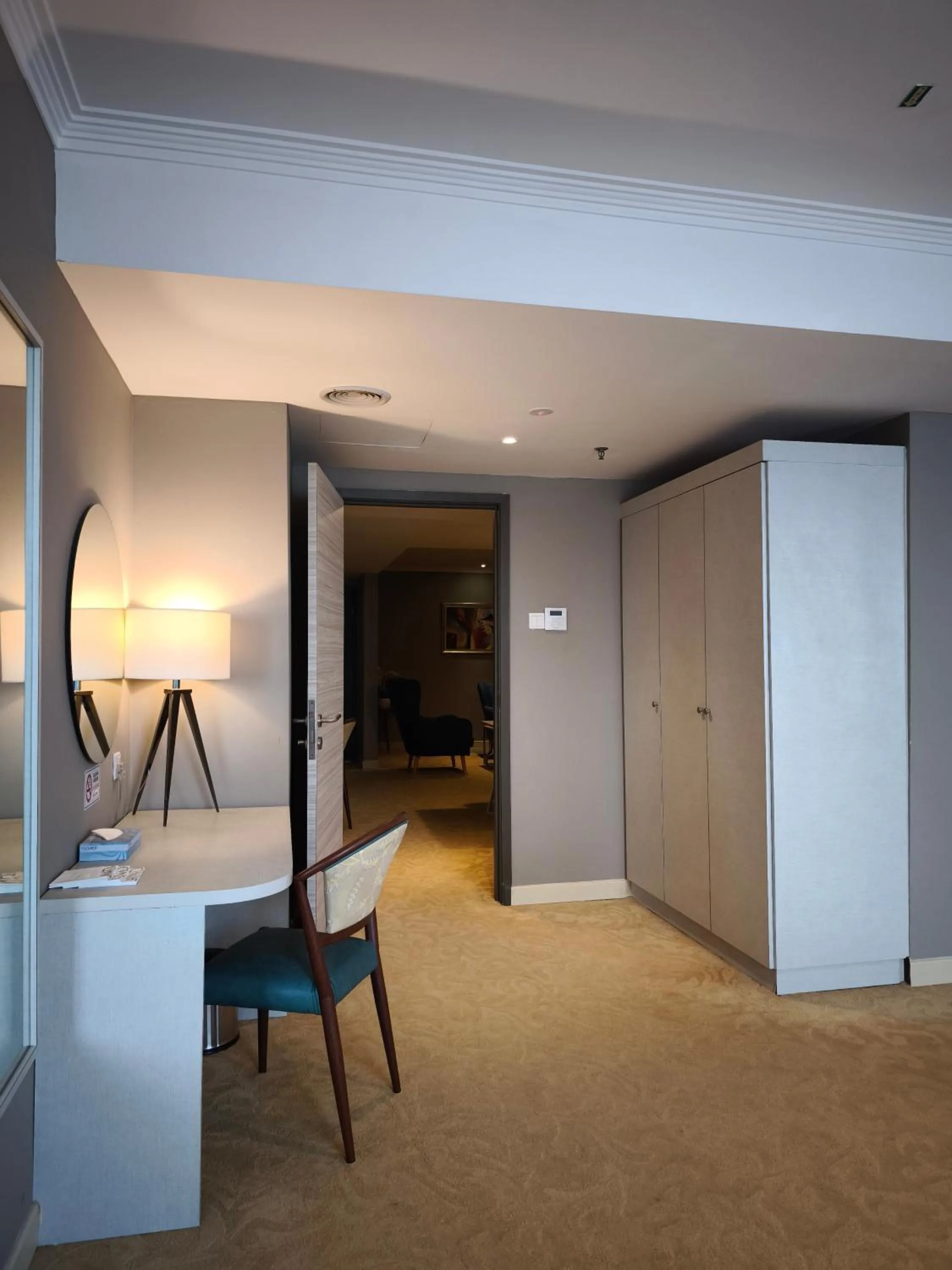 wardrobe in Alamis City Kuala Lumpur - Formerly EDC Hotel Kuala Lumpur