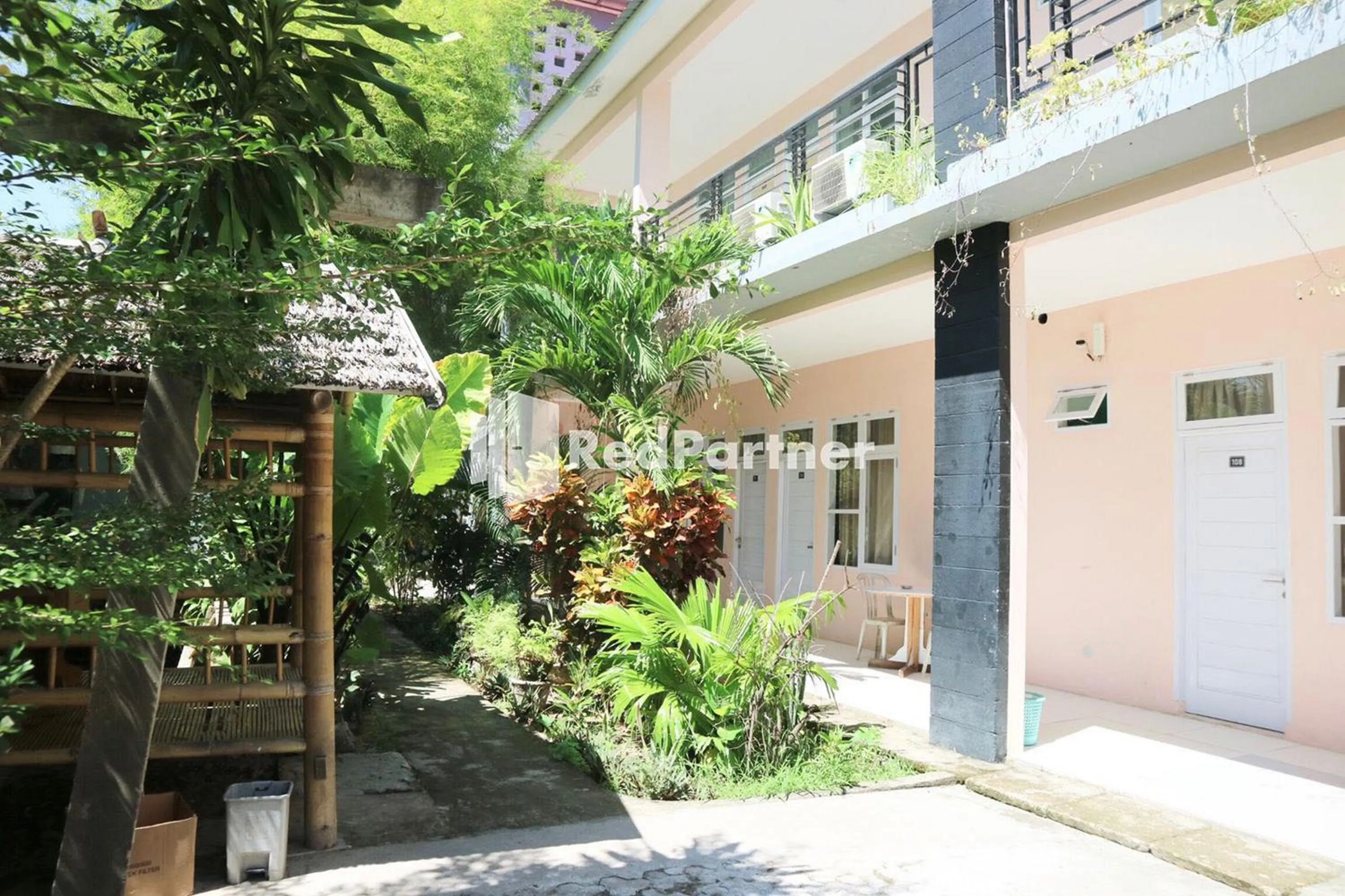 Property building in Wisma Suci Syariah Polewali Mandar Mitra RedDoorz