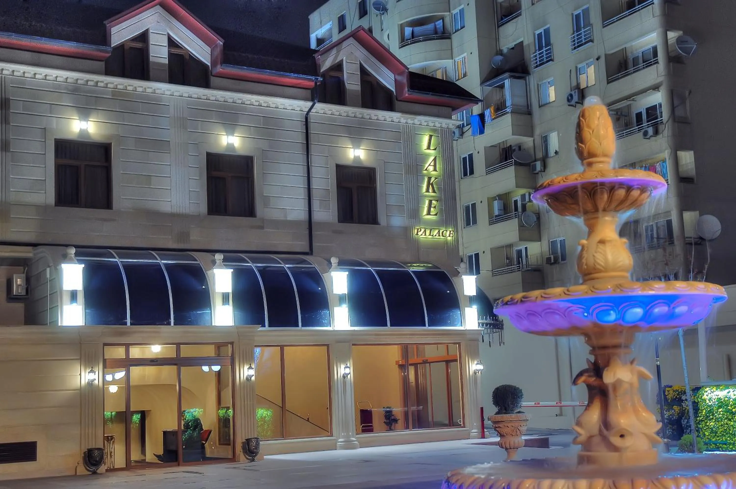 Property building in Lake Palace Baku