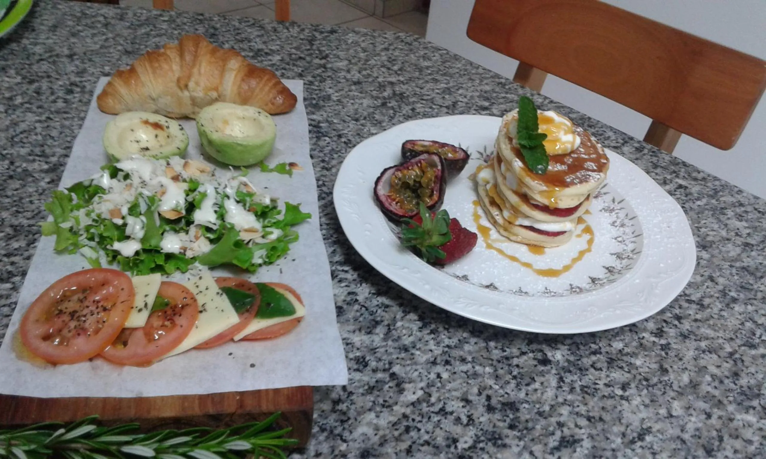 Continental breakfast in Franmarel