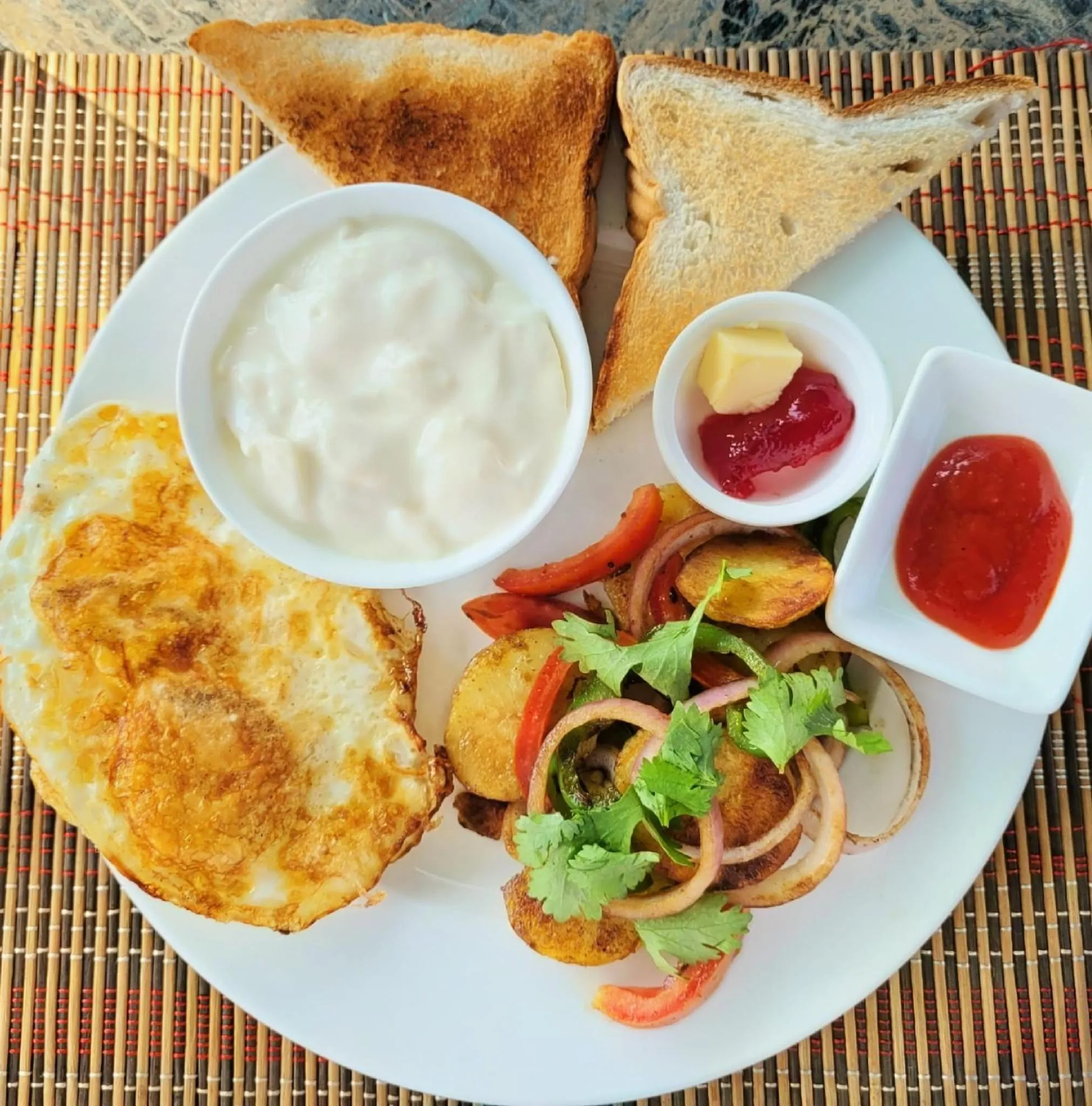 Food and drinks in Hotel vintage Home