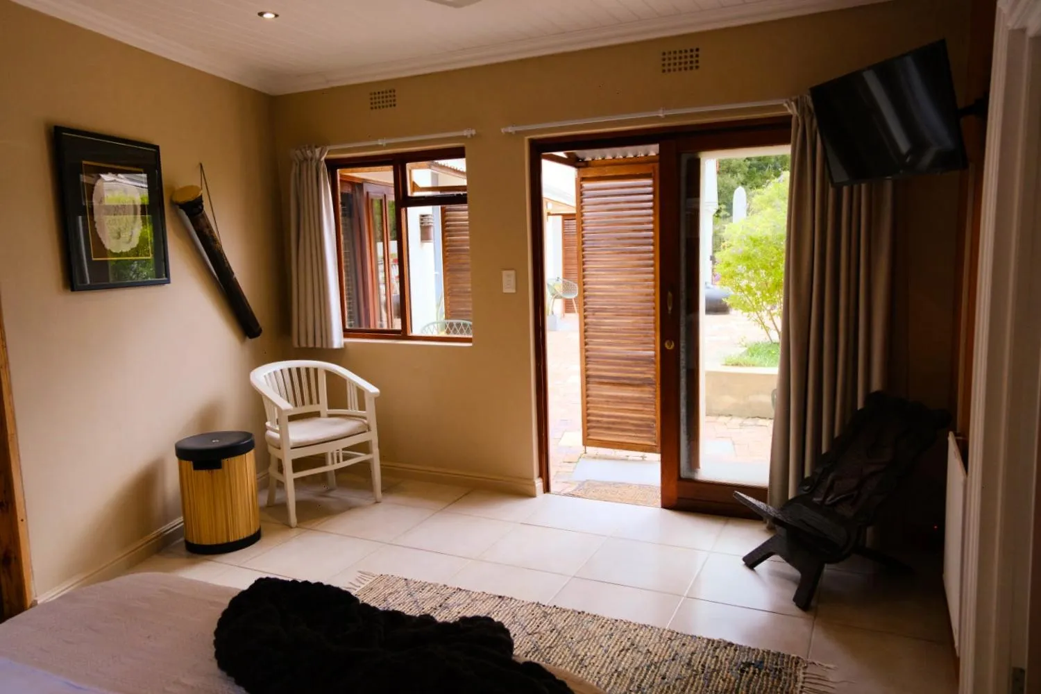 Bed in BWHALE guest house B&B