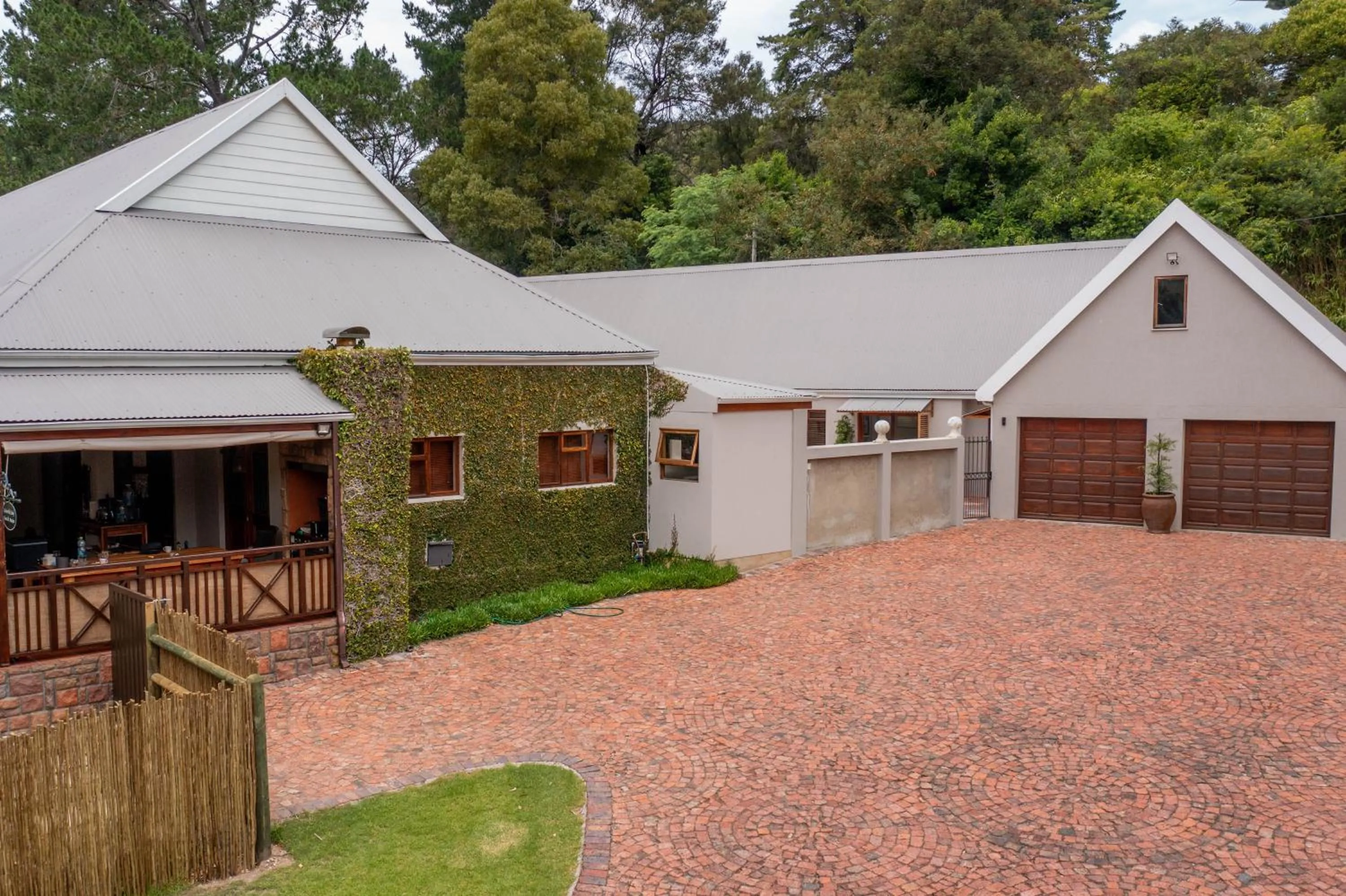 Property building in BWHALE guest house B&B