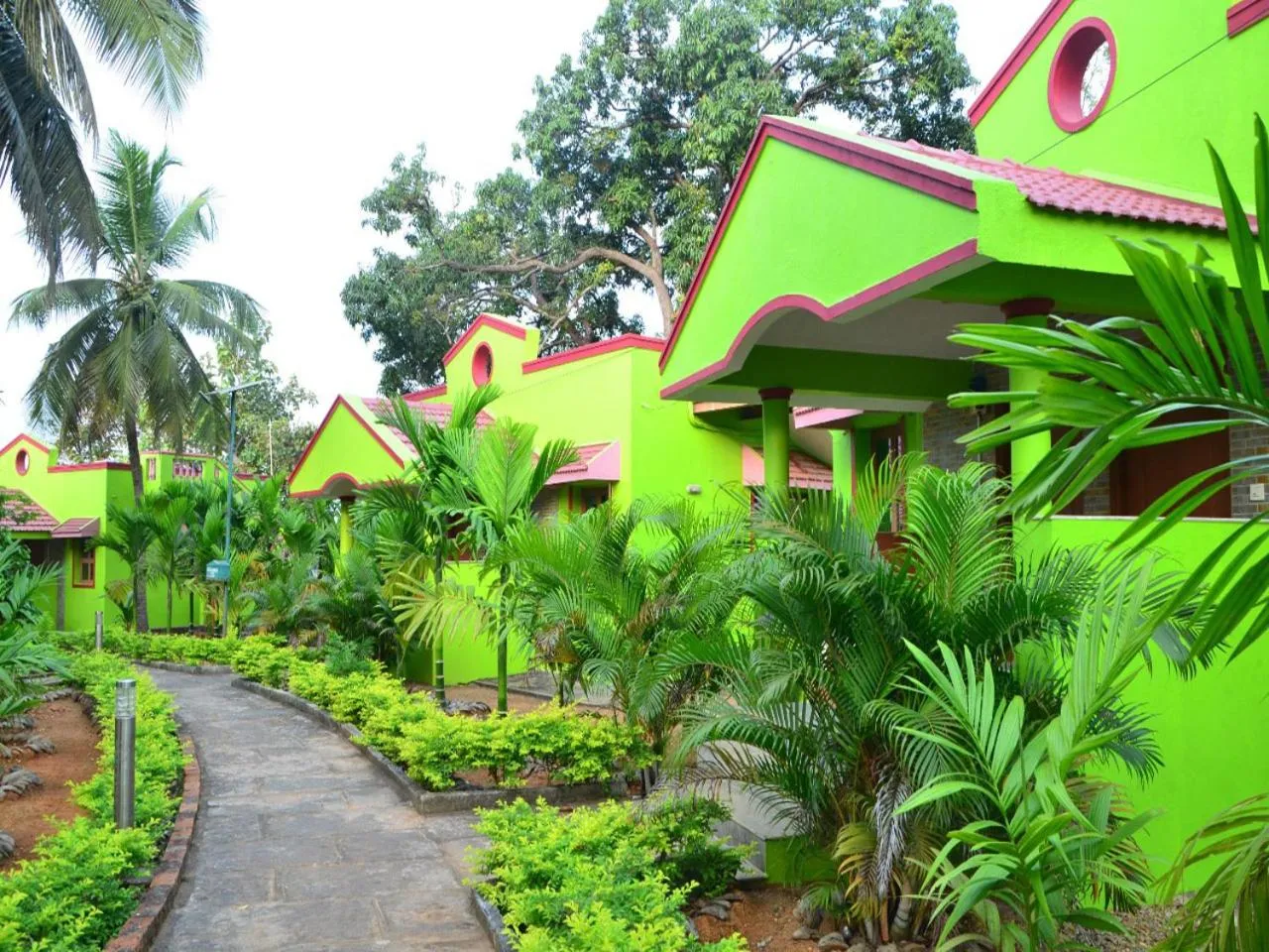 Property building in Sunny's Serenity Resort