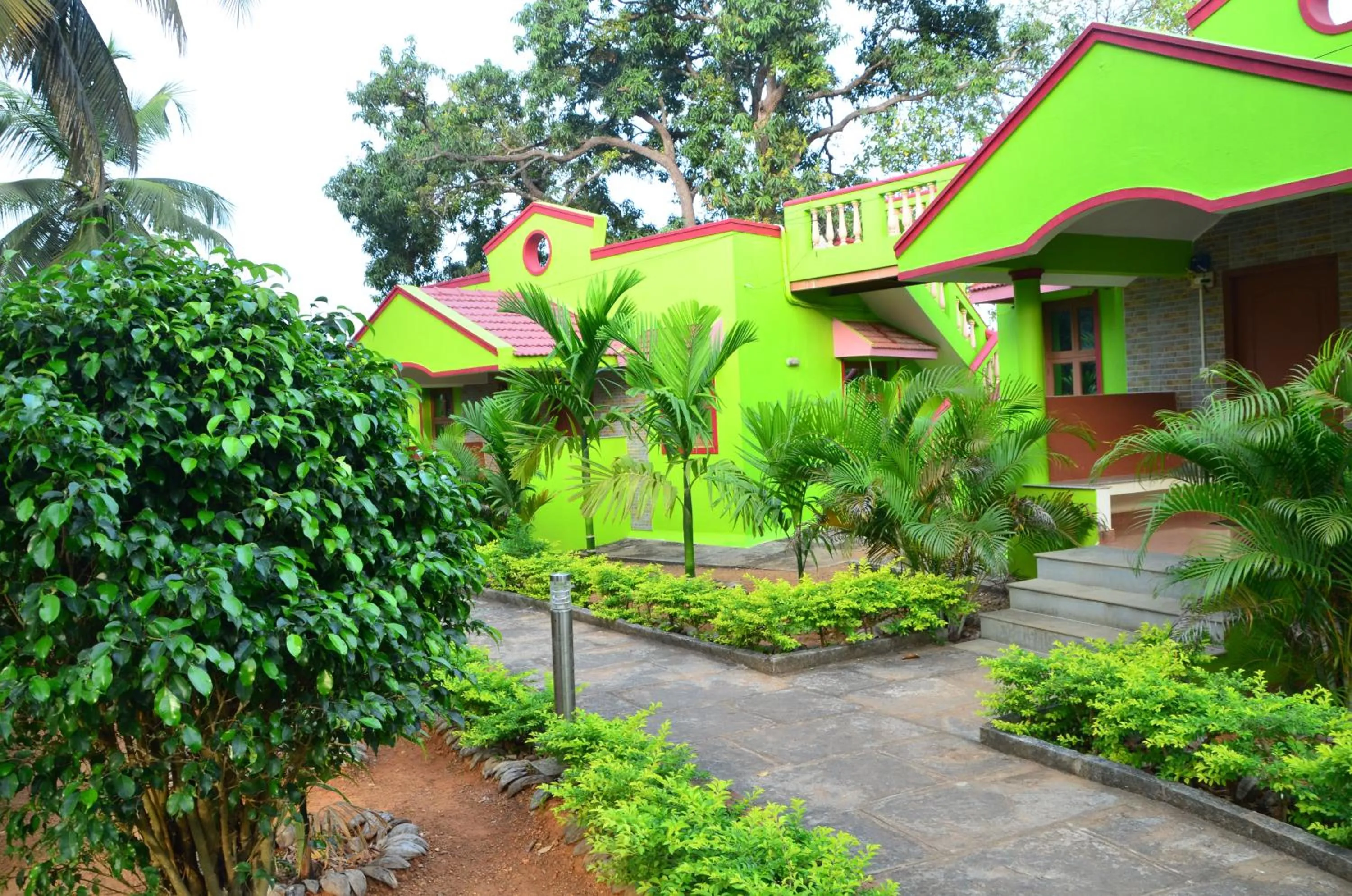 Property building in Sunny's Serenity Resort