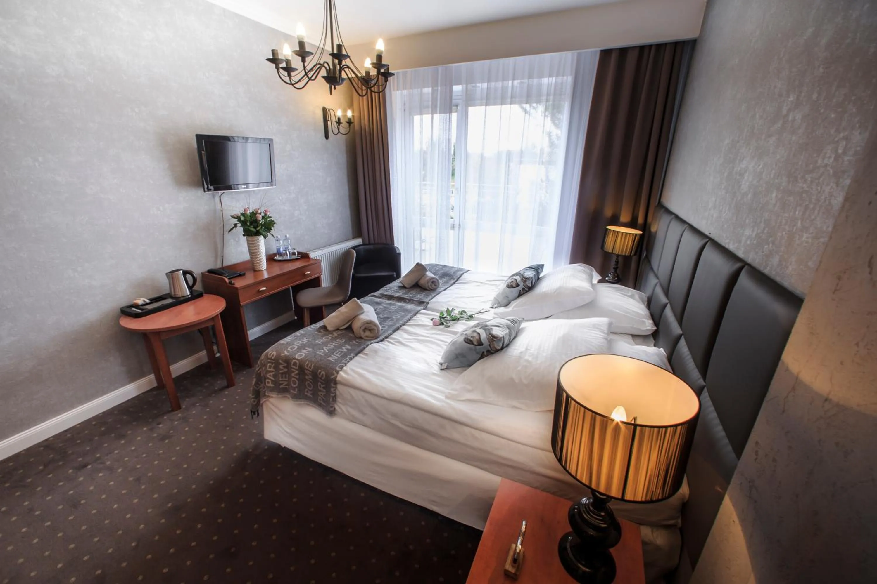 Photo of the whole room, Bed in Rezydencja Pod Tężnią & SPA