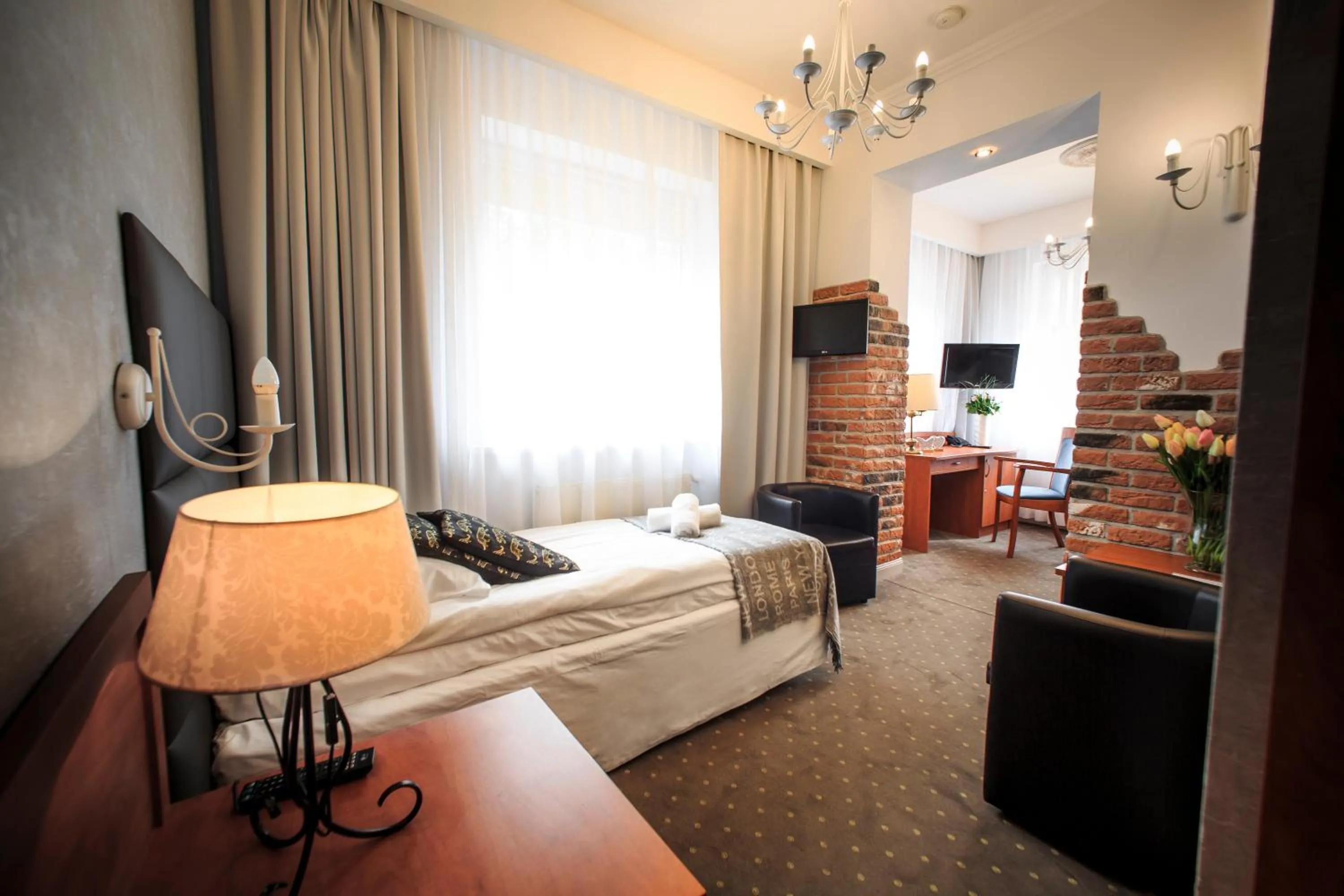 Bedroom, Bed in Rezydencja Pod Tężnią & SPA