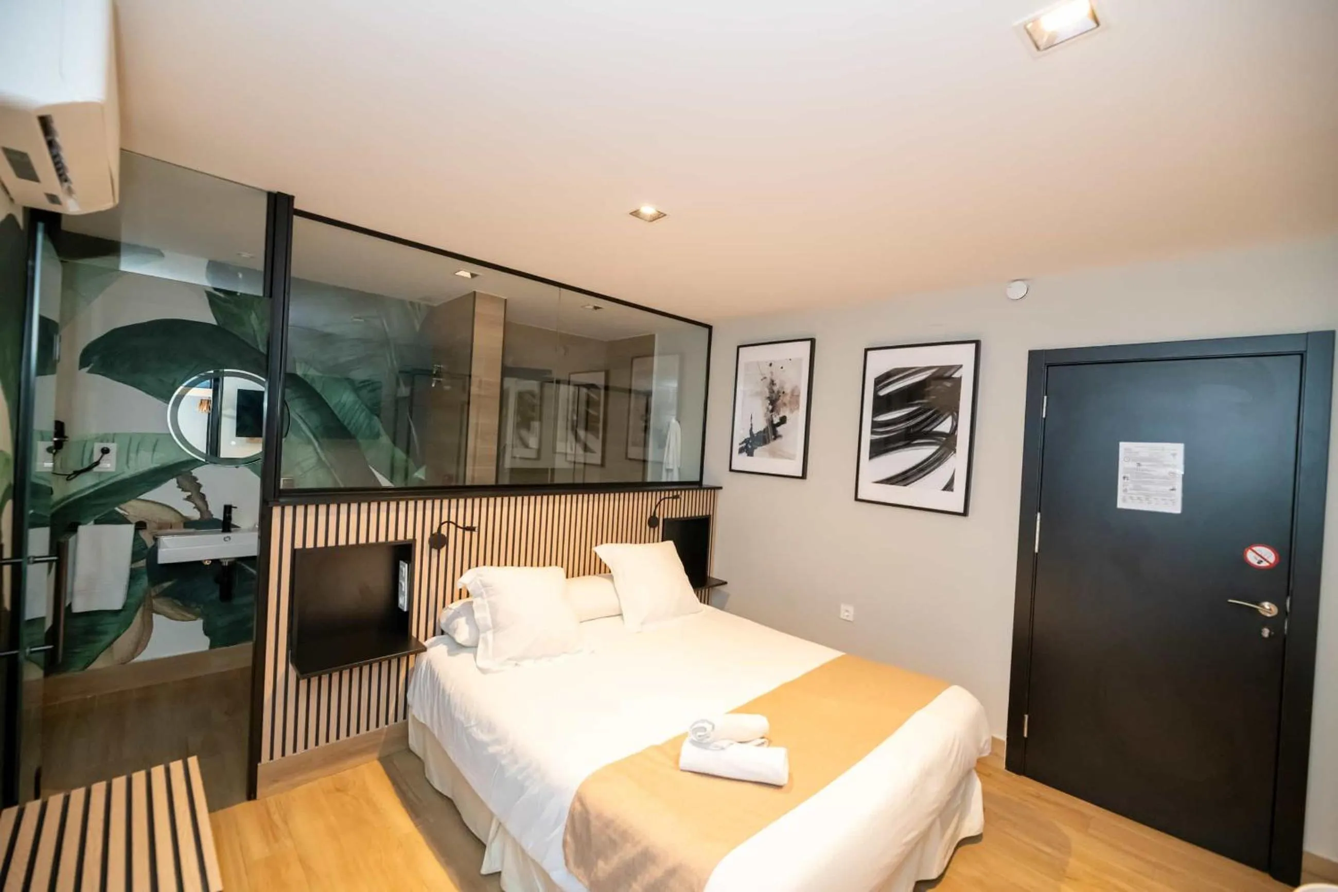 Bed in Hotel Monasterio Granada - Adults Only