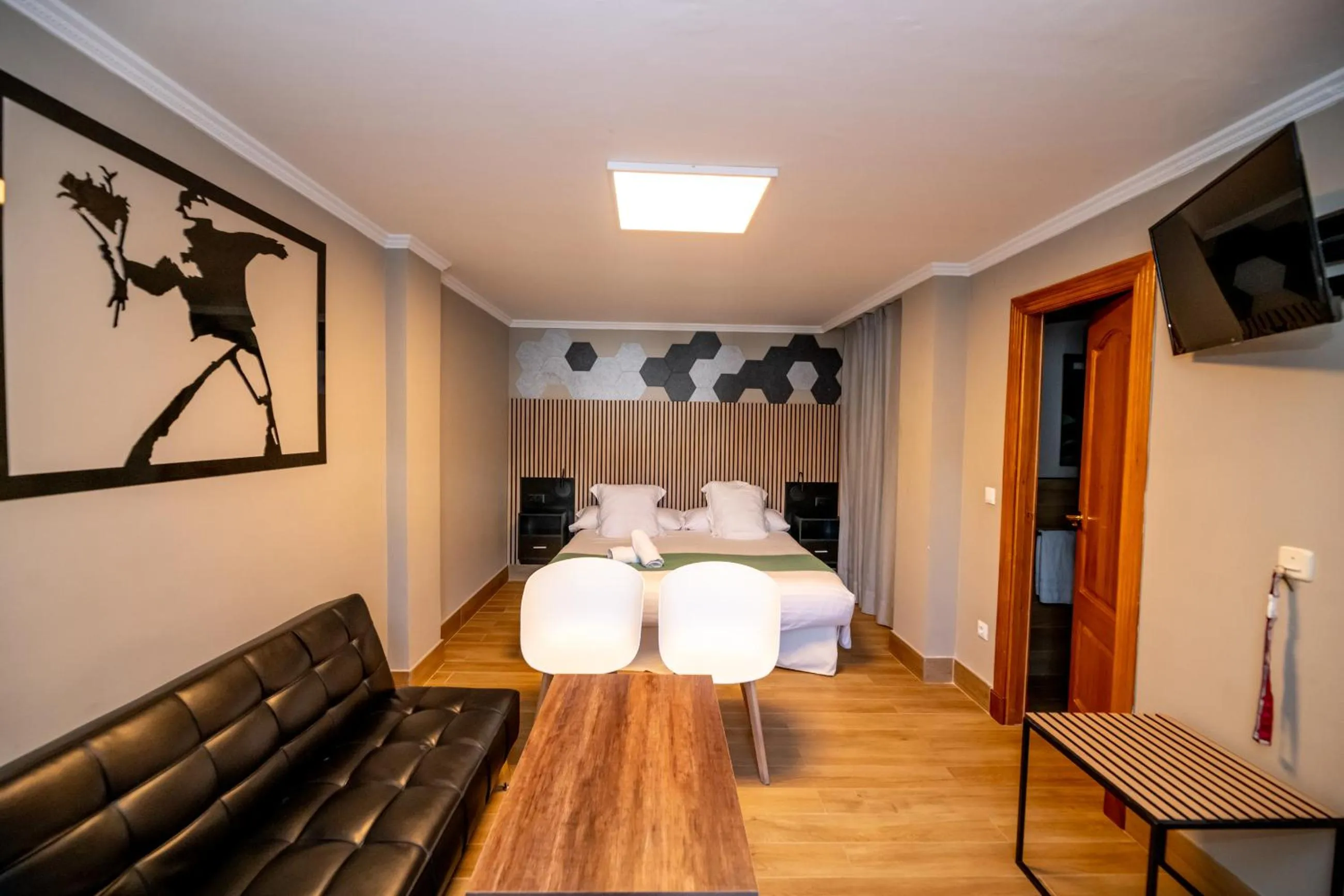 Decorative detail, Bed in Hotel Monasterio Granada - Adults Only