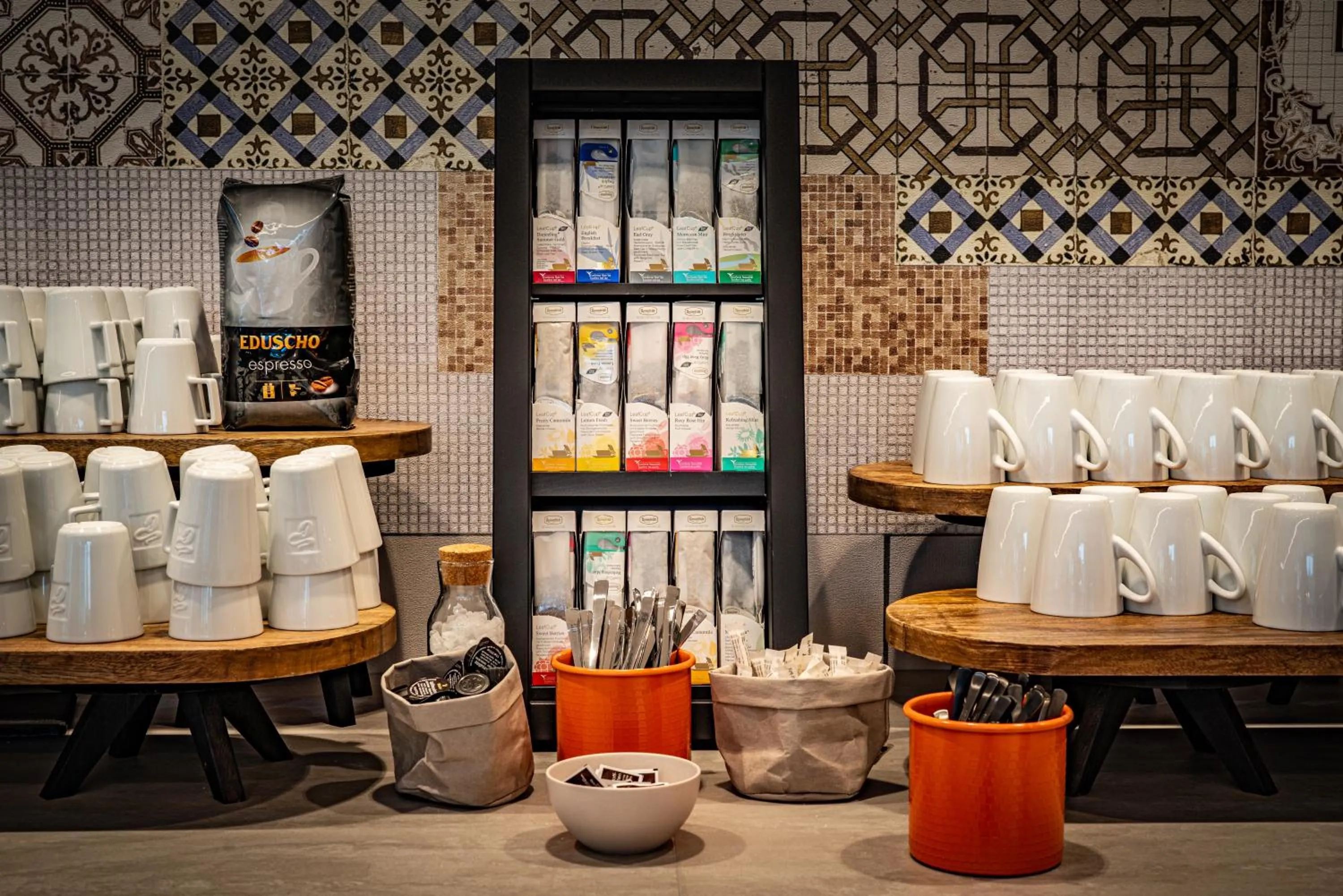 Coffee/tea facilities in LOGINN Hotel Stuttgart Zuffenhausen