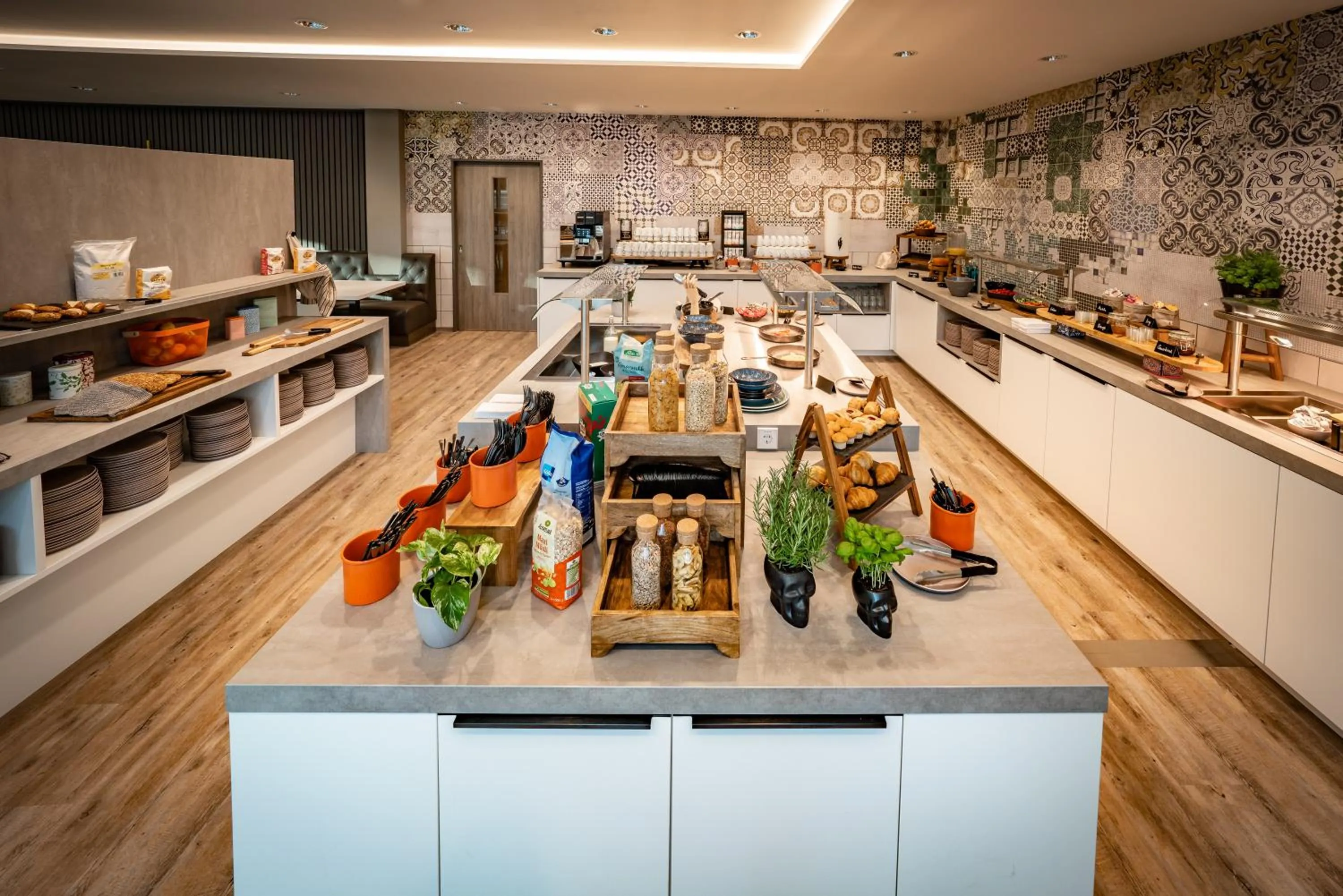 Buffet breakfast in LOGINN Hotel Stuttgart Zuffenhausen