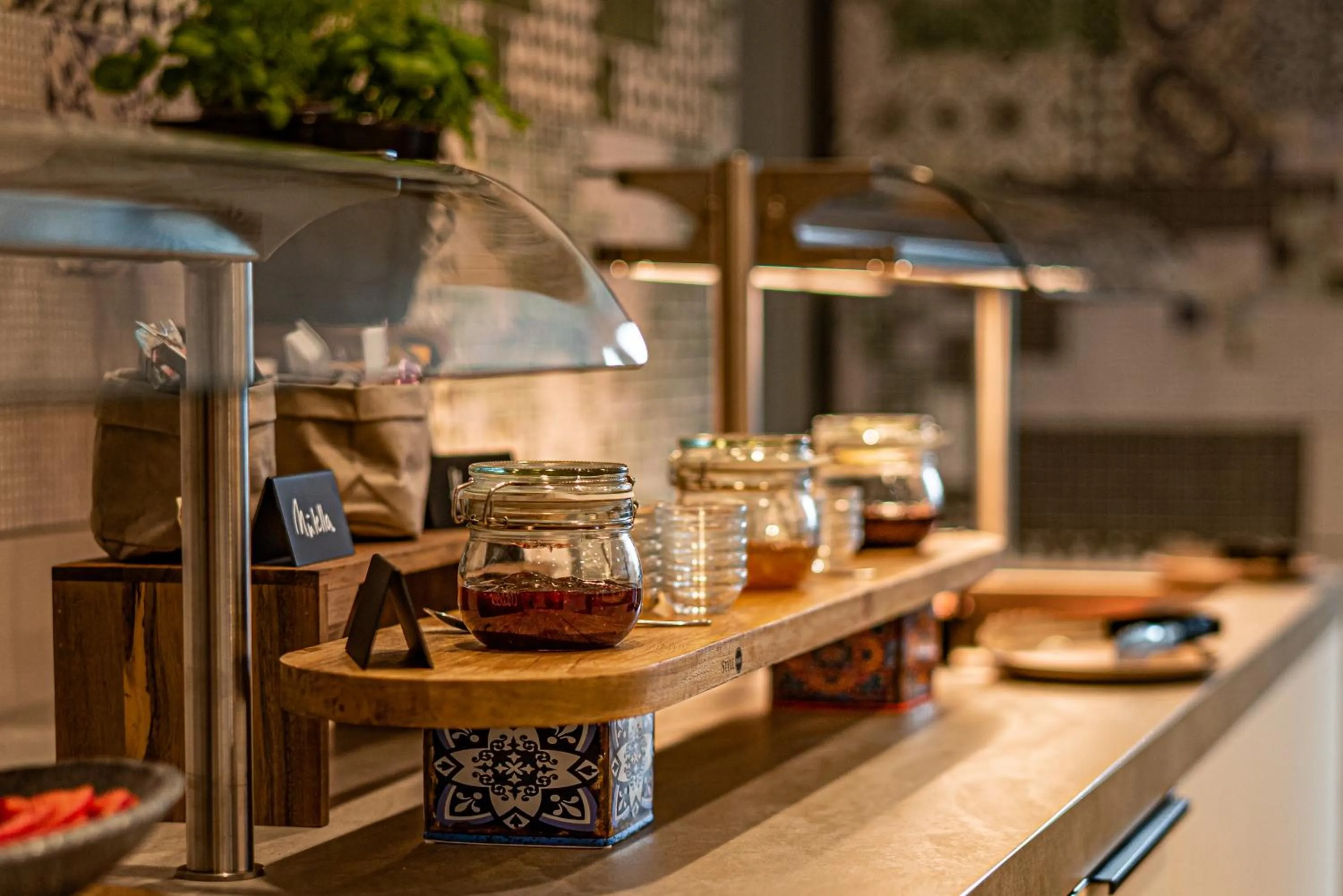 Breakfast in LOGINN Hotel Stuttgart Zuffenhausen