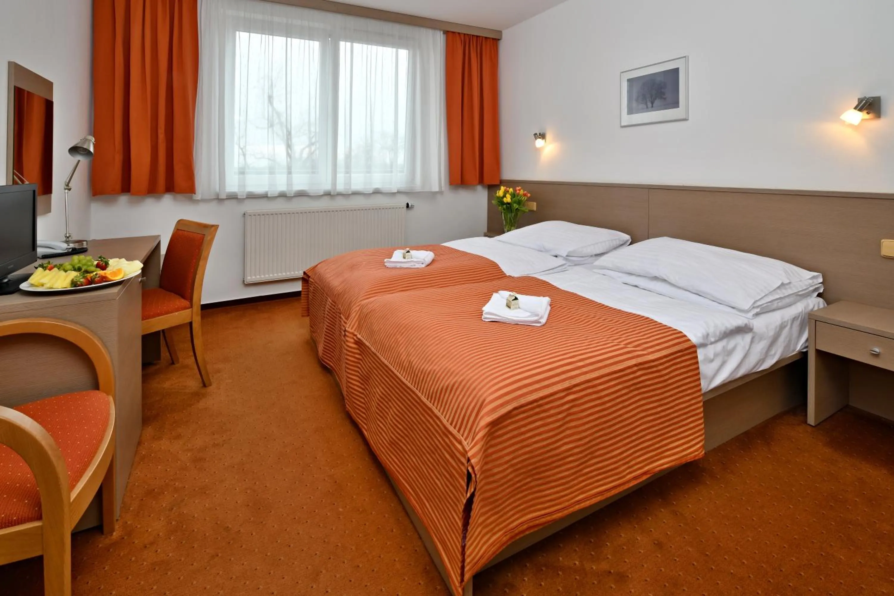 Bed in LH Parkhotel Hluboka Nad Vltavou Congress & Wellness