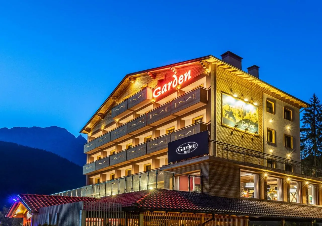 Property building in Garden Wellness Hotel S