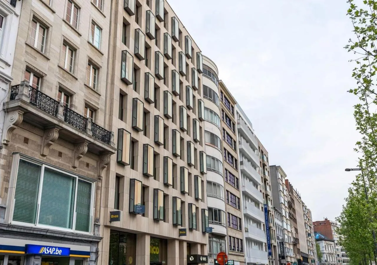 Property building in YAYS Antwerp Opera by Numa