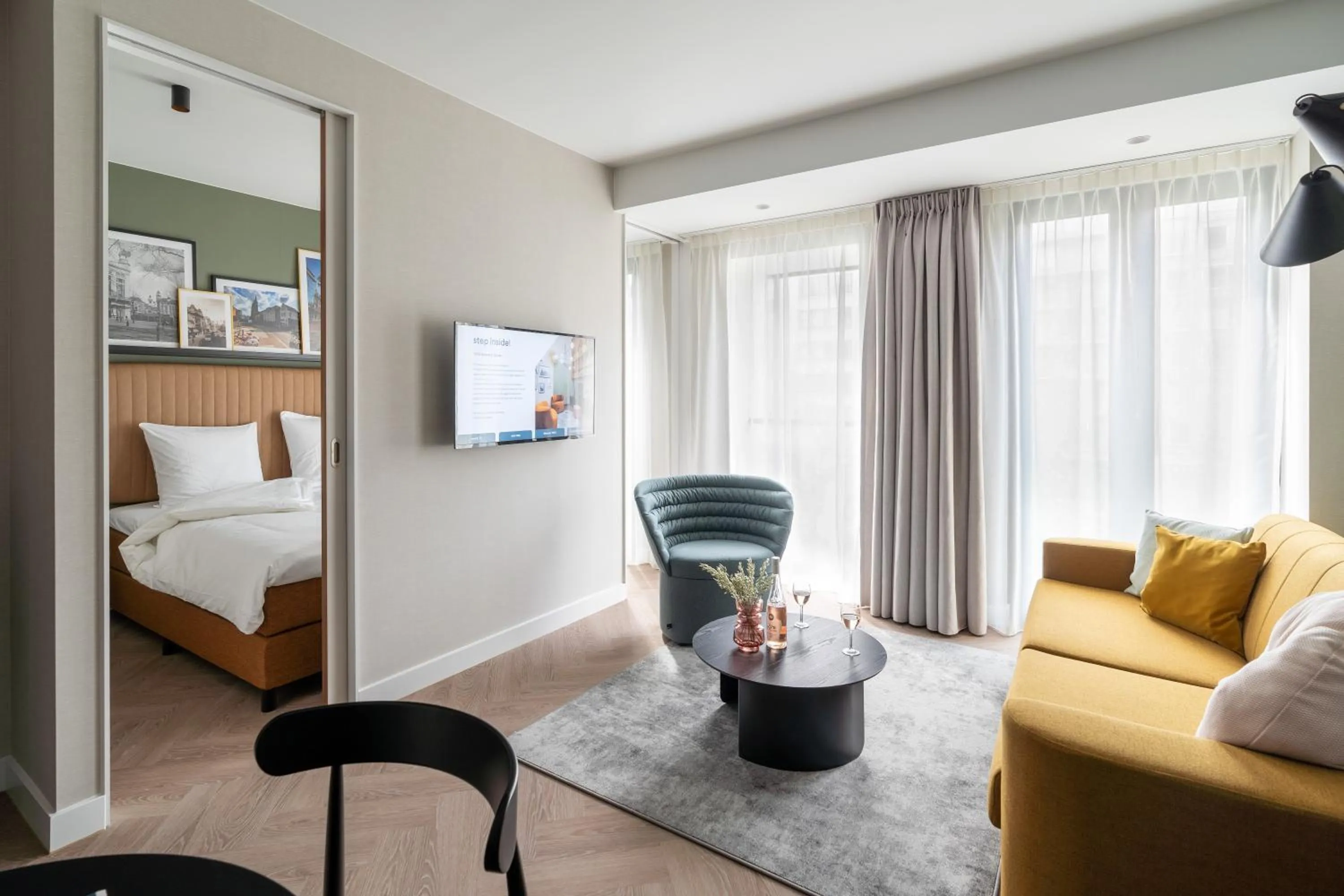 Bed in YAYS Antwerp Opera by Numa