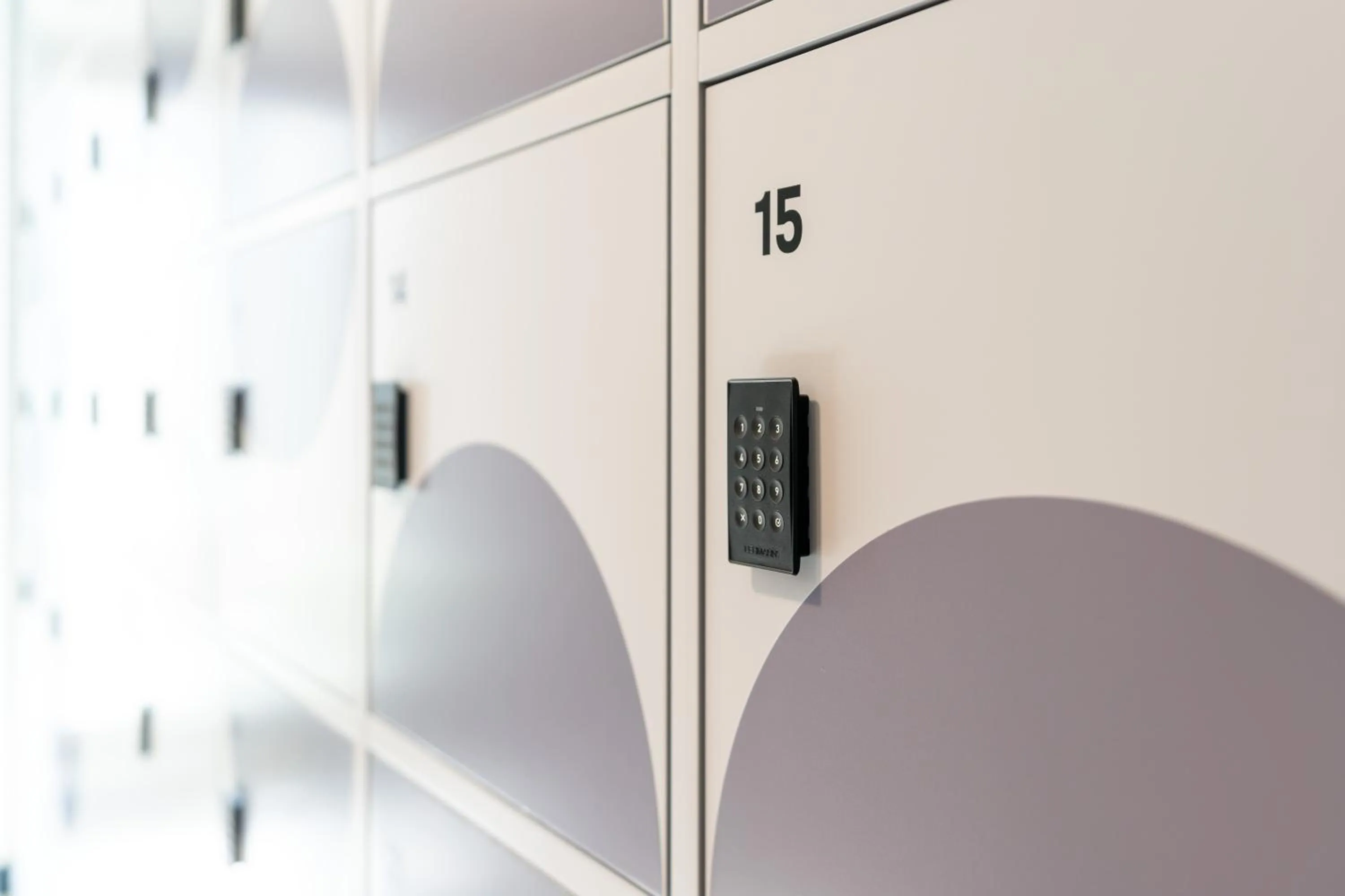 locker in YAYS Antwerp Opera by Numa