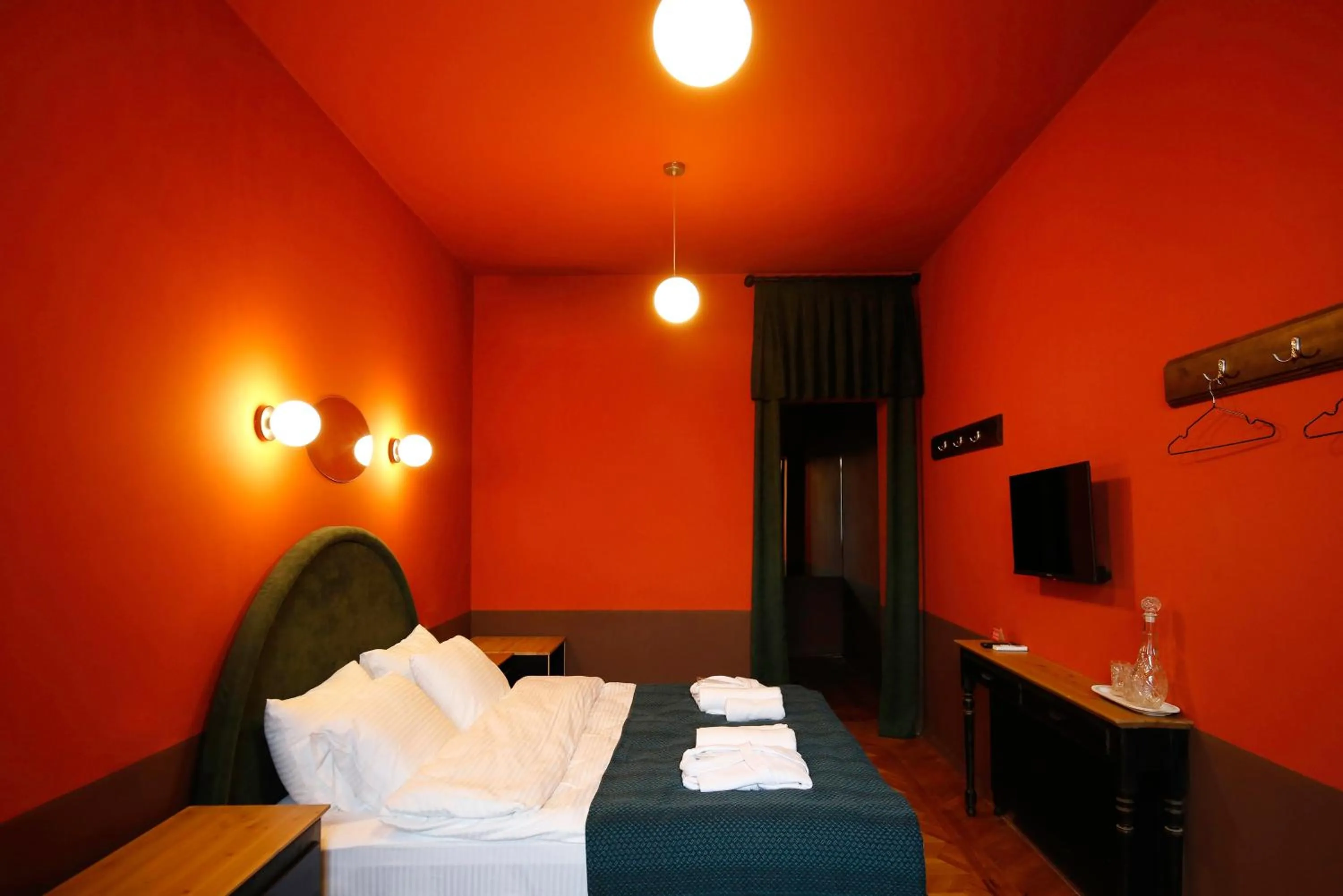 Bed in Hotel Memoire Kutaisi