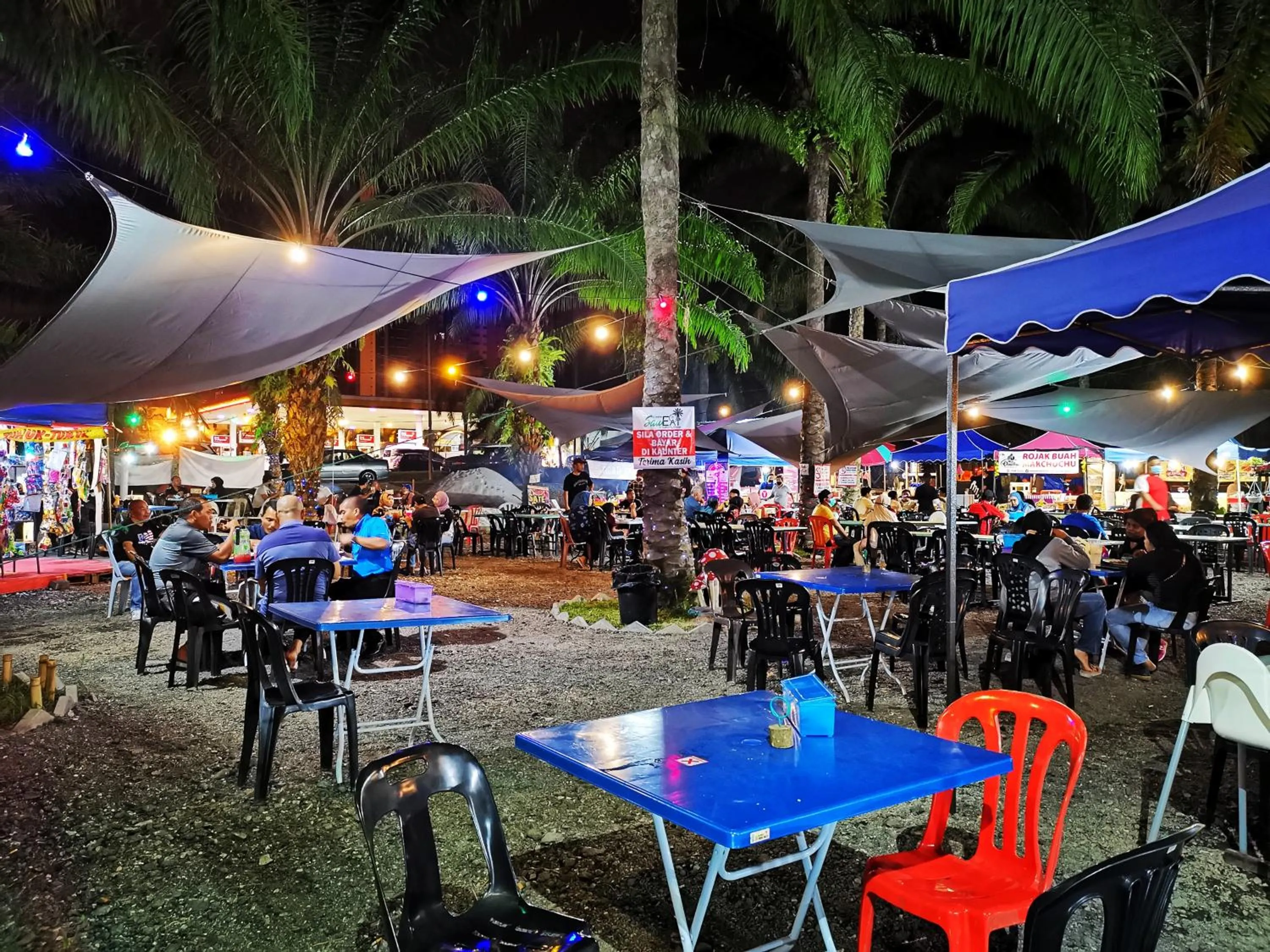 Restaurant/places to eat in Bell Suite @ Sepang KLIA Kota Warisan