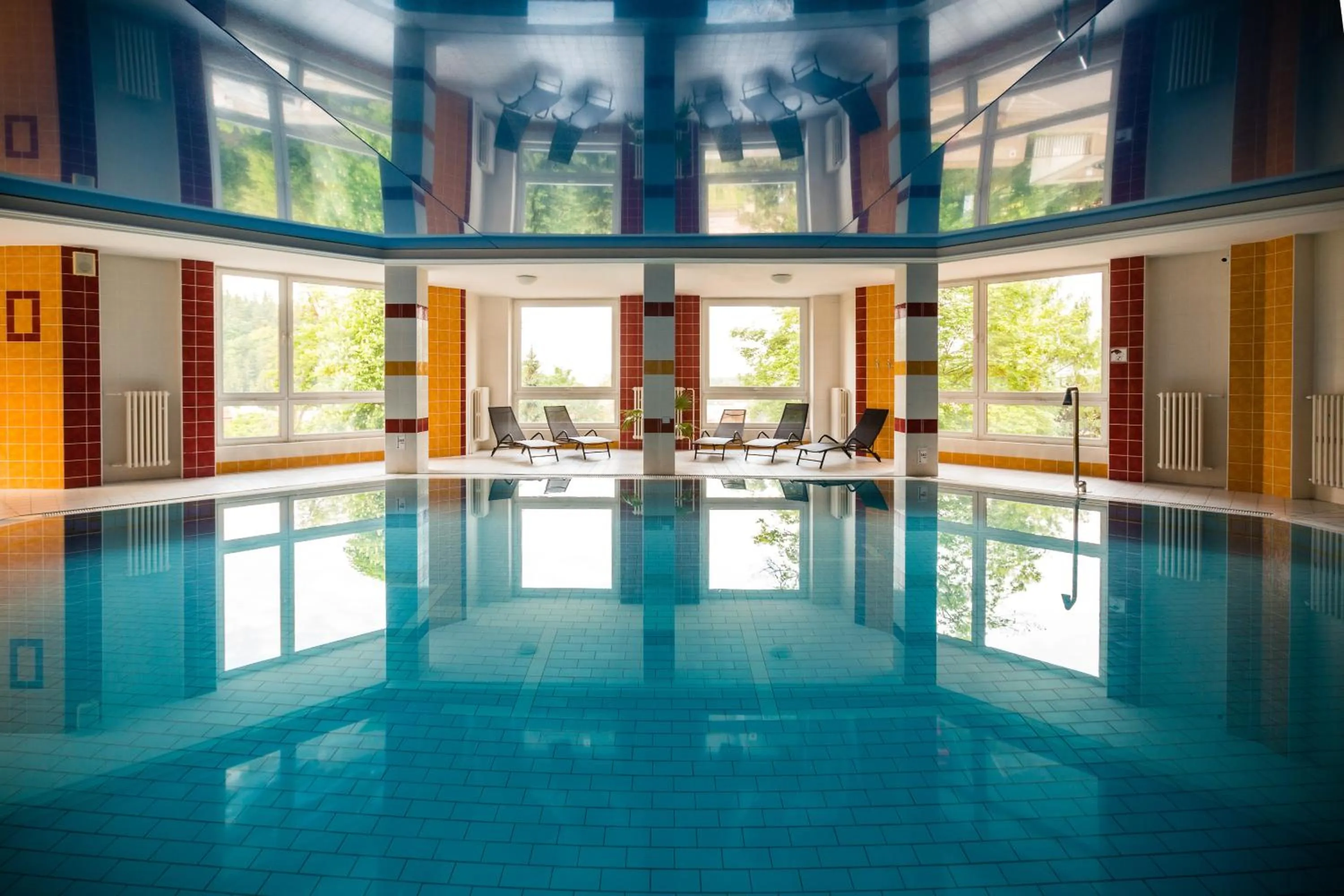 Swimming pool in Royal Marianske Lazne