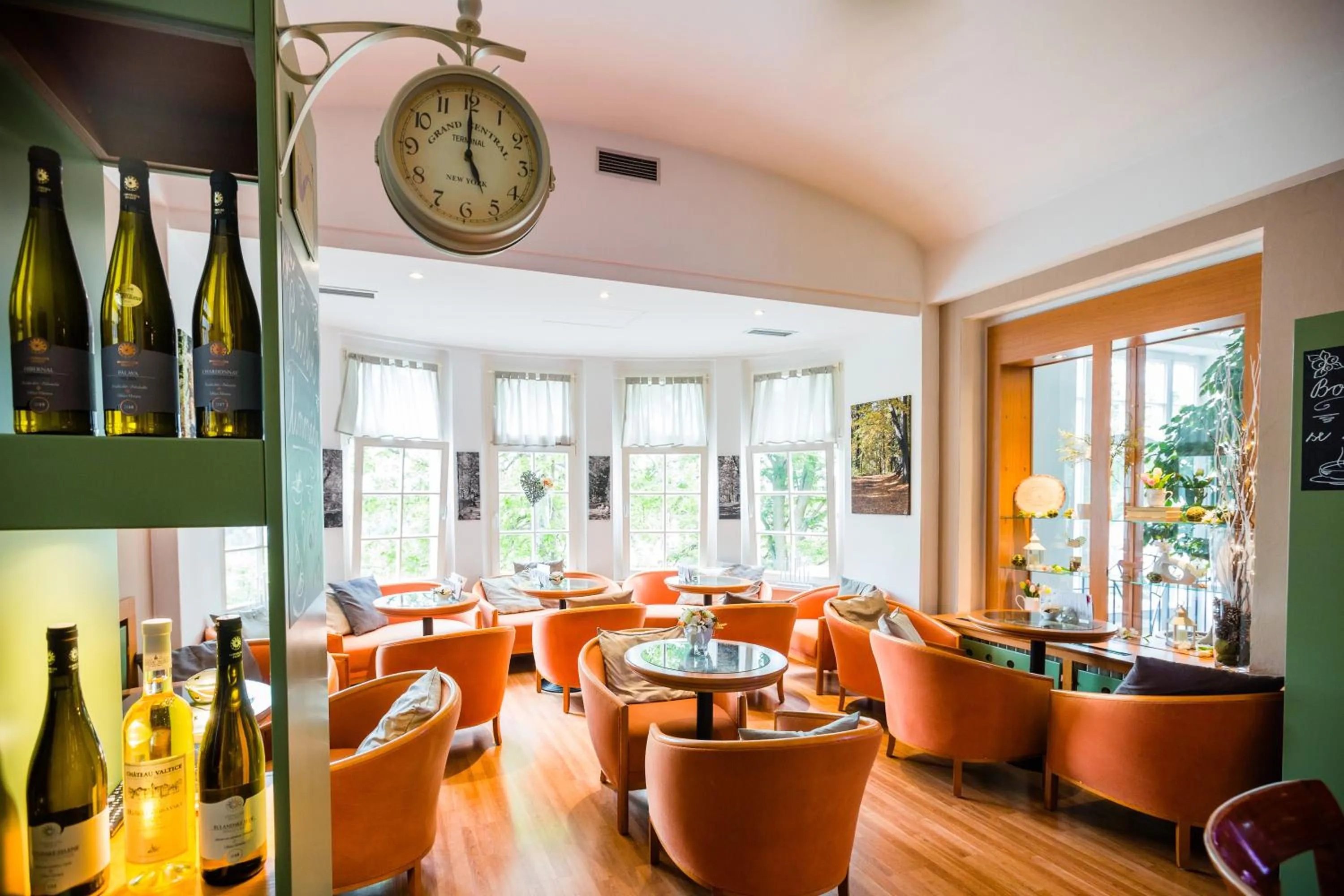 Seating area in Royal Marianske Lazne