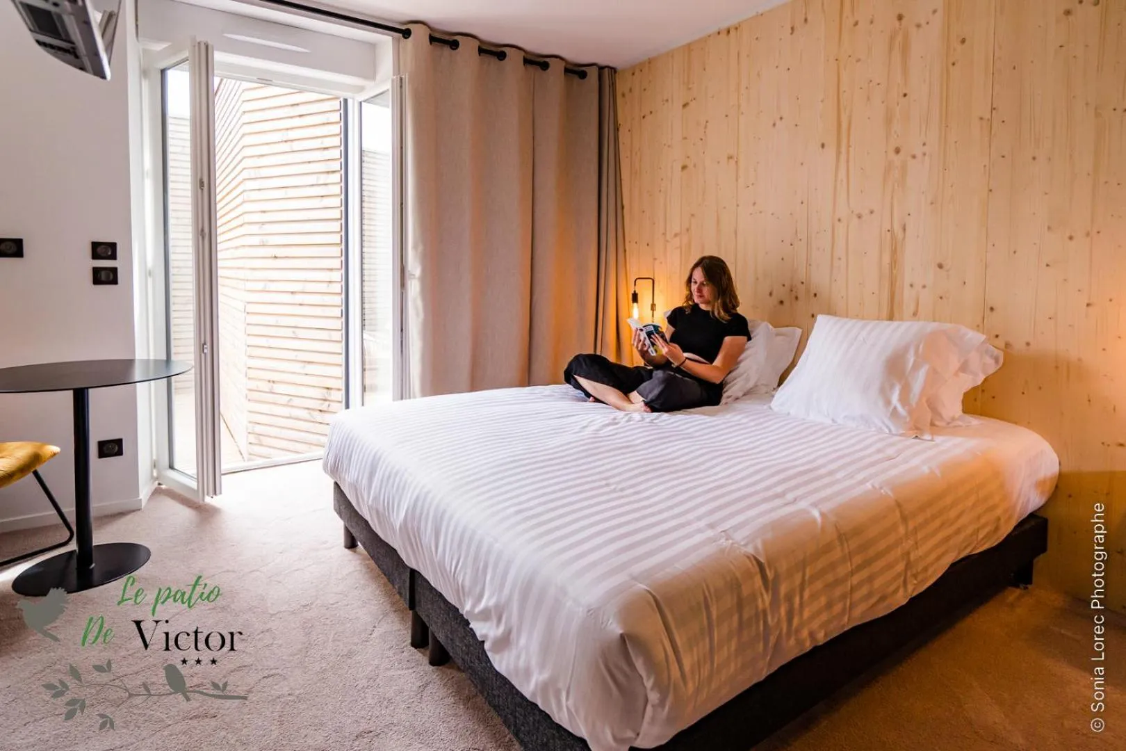 Bed in Hôtel Le Patio de Victor, Lorient