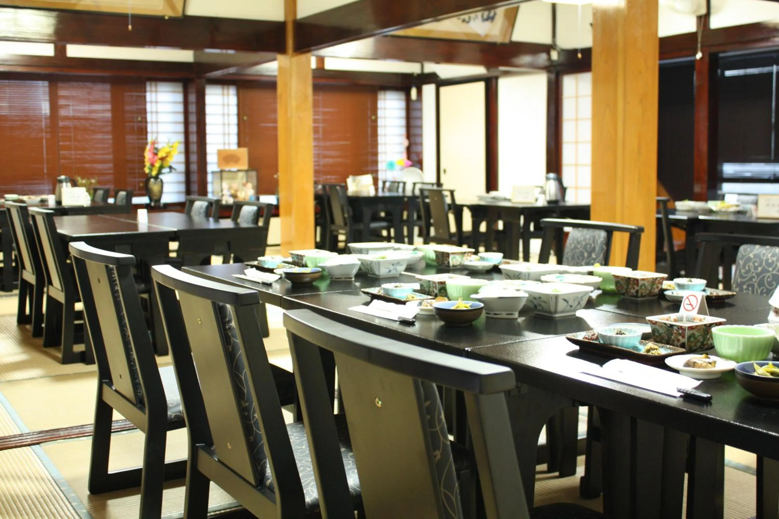Dining area in Tamonkan