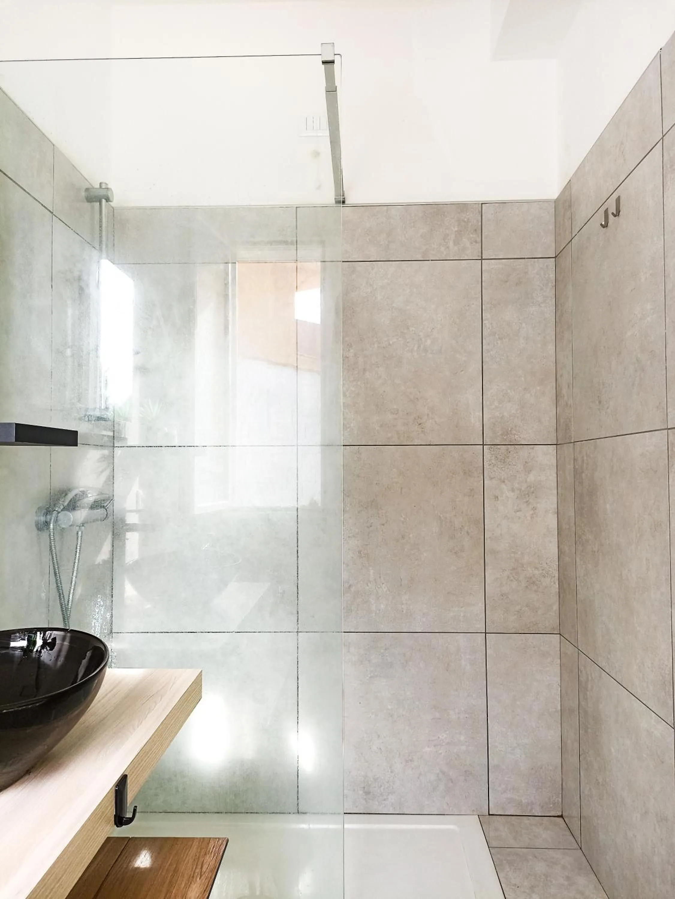 Shower in Kolossoi Guest House